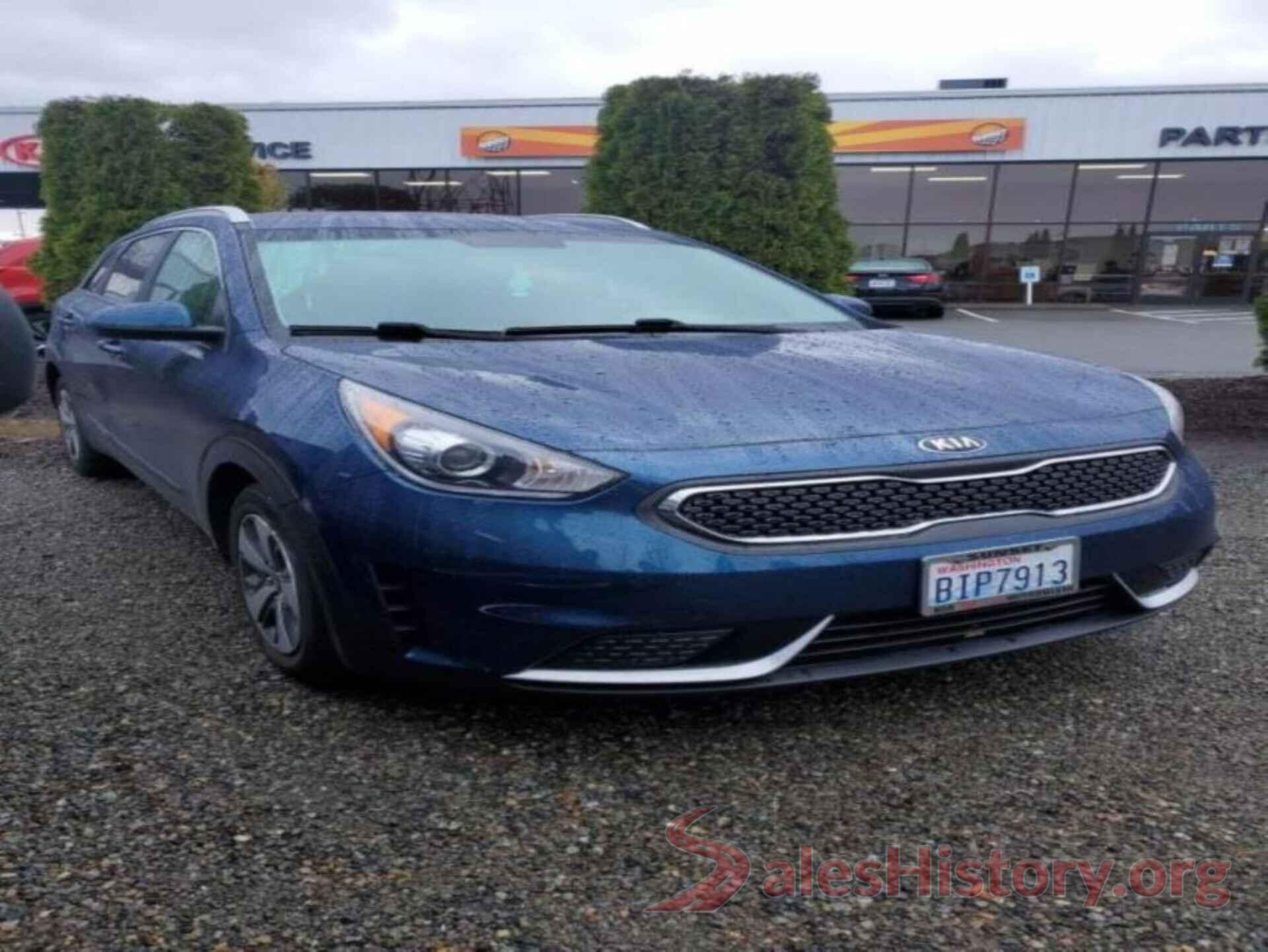 KNDCB3LC7J5134569 2018 KIA NIRO