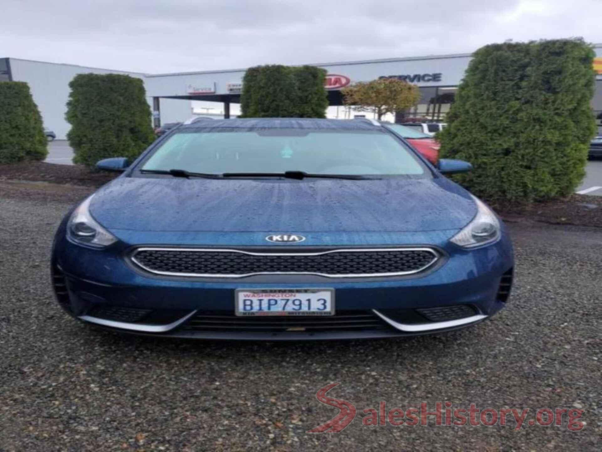 KNDCB3LC7J5134569 2018 KIA NIRO