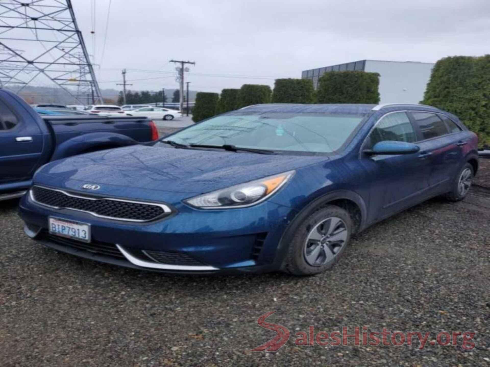 KNDCB3LC7J5134569 2018 KIA NIRO