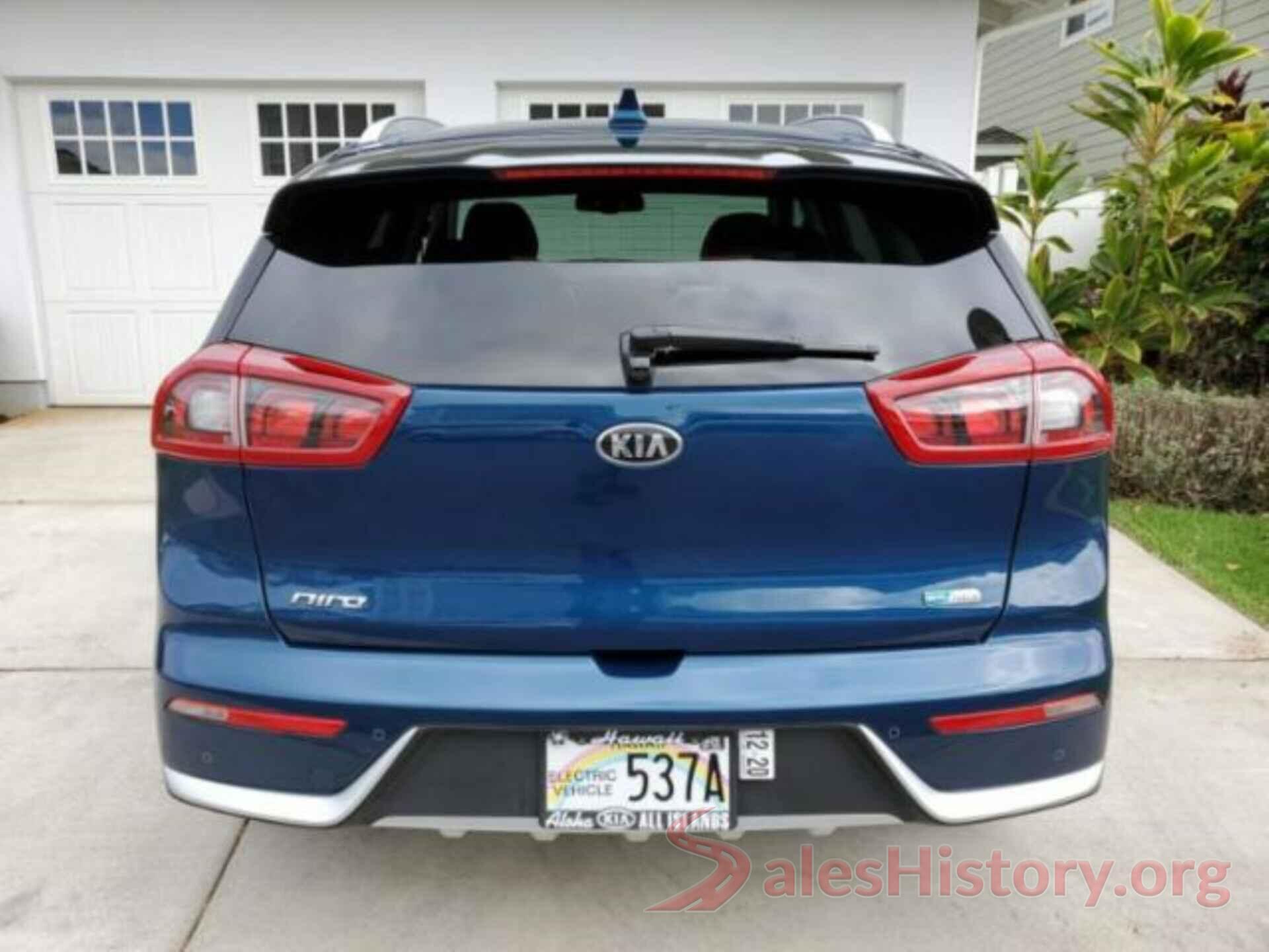 KNDCE3LCXJ5126912 2018 KIA NIRO