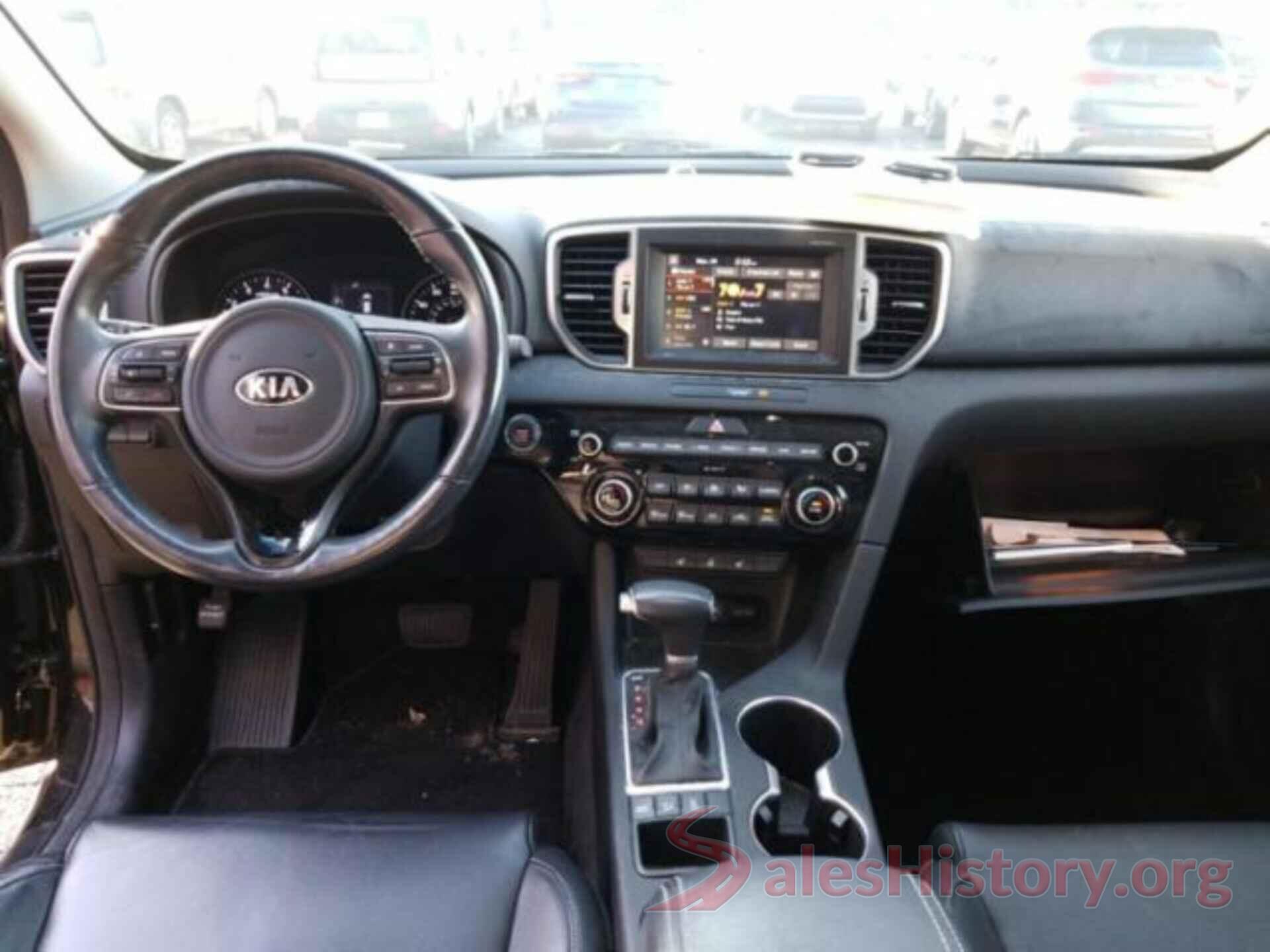 KNDPNCAC8J7428286 2018 KIA SPORTAGE