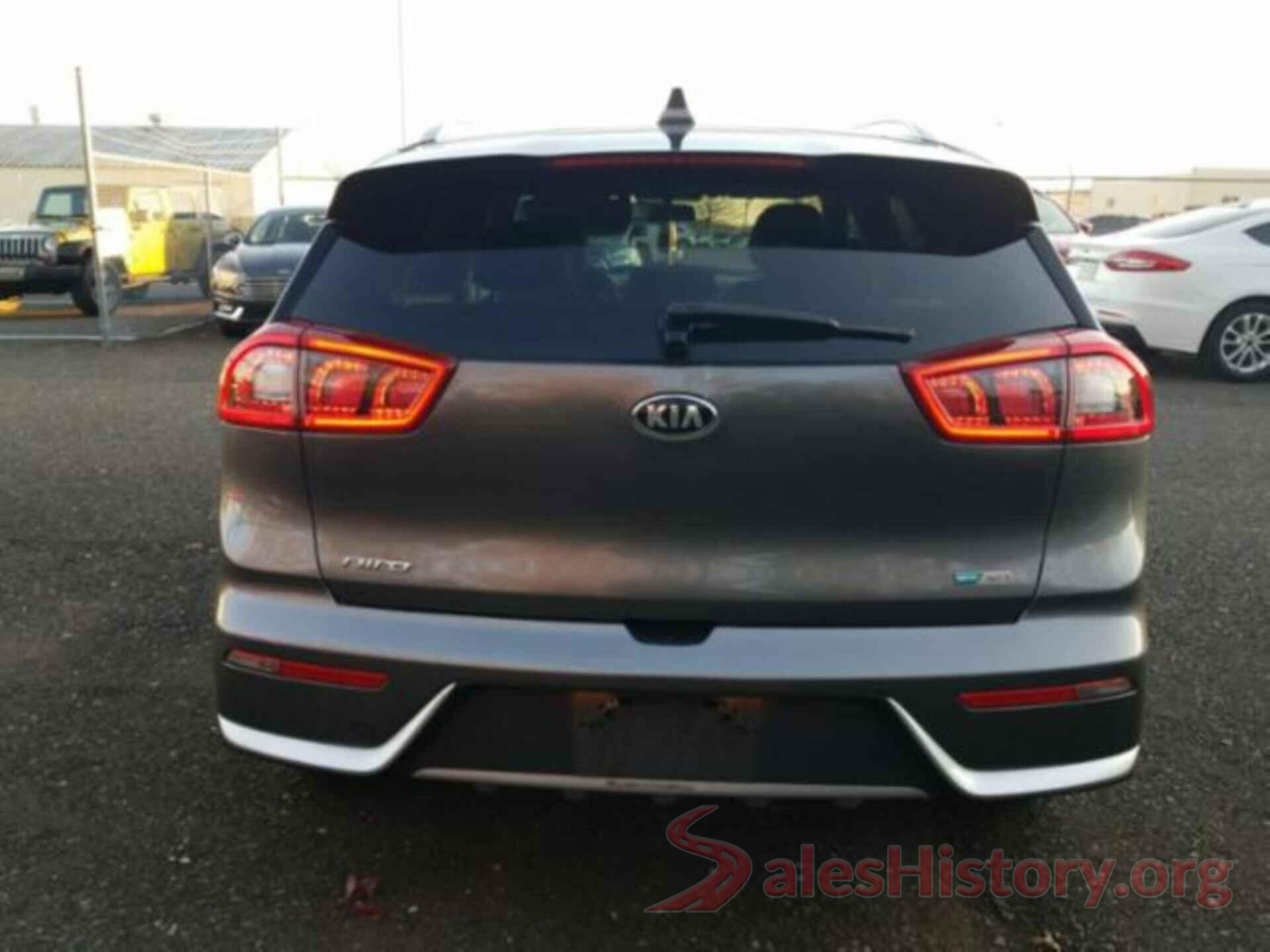 KNDCB3LC4H5066953 2017 KIA NIRO