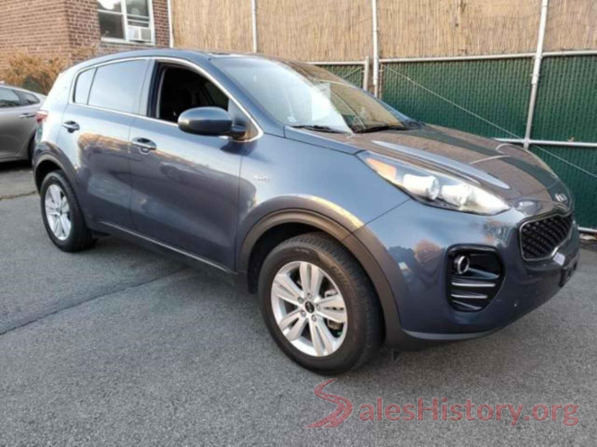 KNDPMCACXJ7391065 2018 KIA SPORTAGE