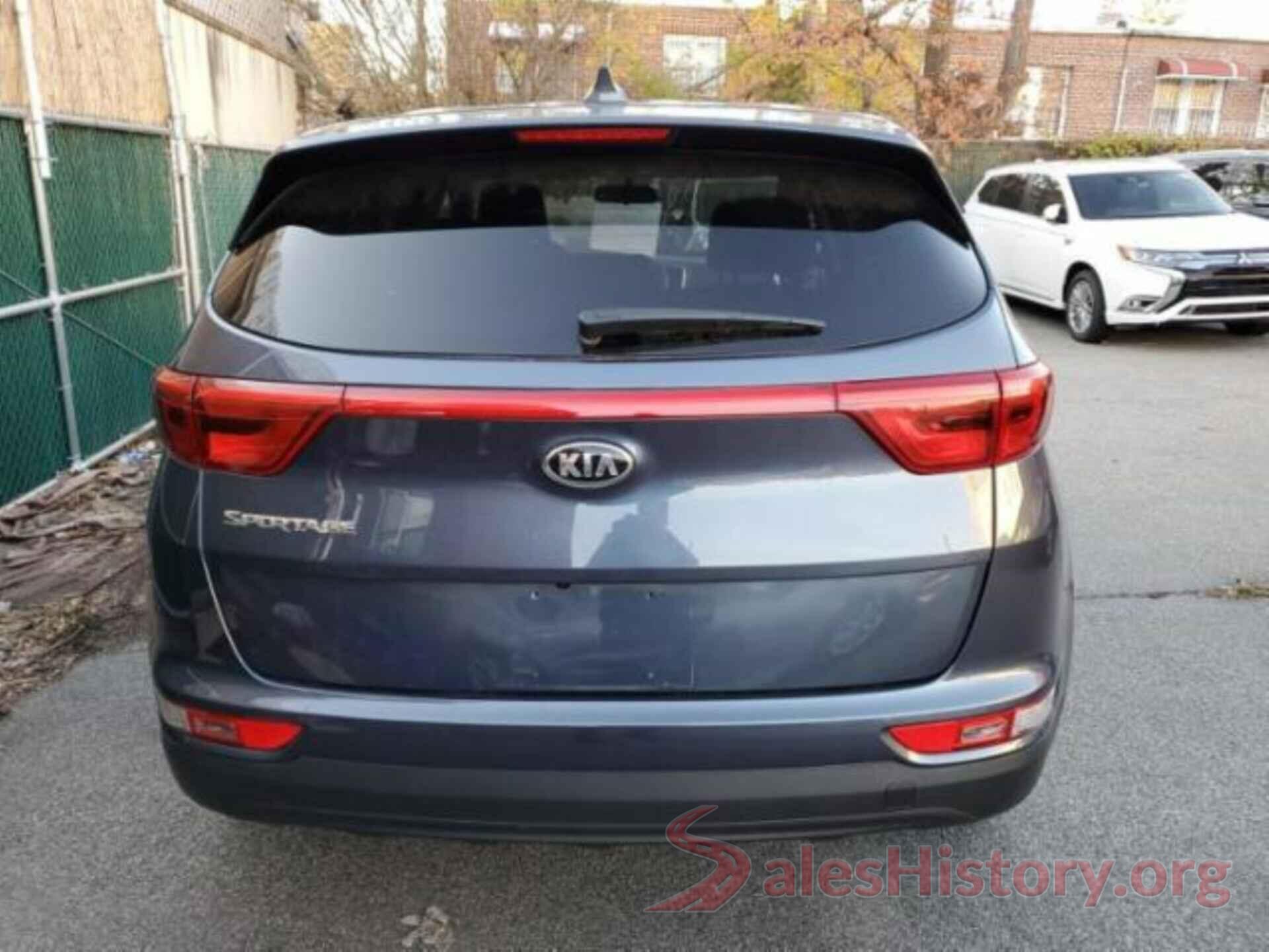 KNDPMCACXJ7391065 2018 KIA SPORTAGE