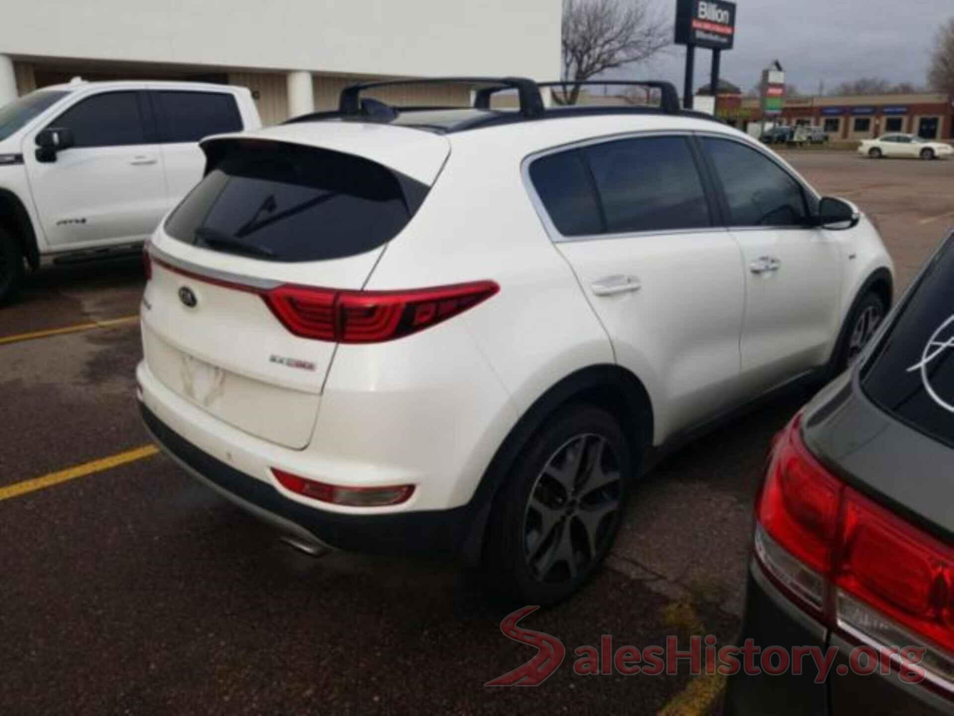 KNDPRCA62J7380637 2018 KIA SPORTAGE