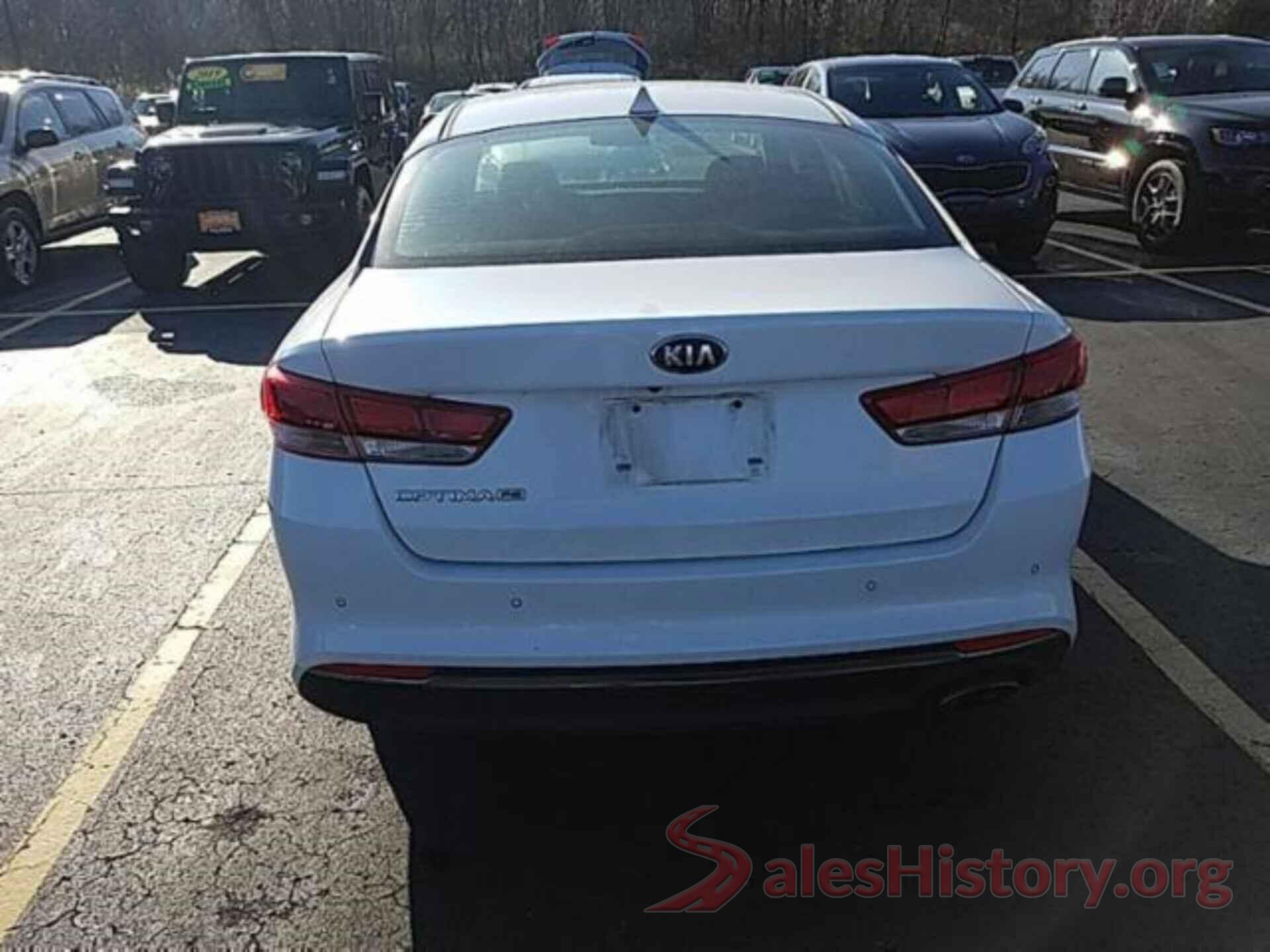 5XXGT4L30JG218538 2018 KIA OPTIMA