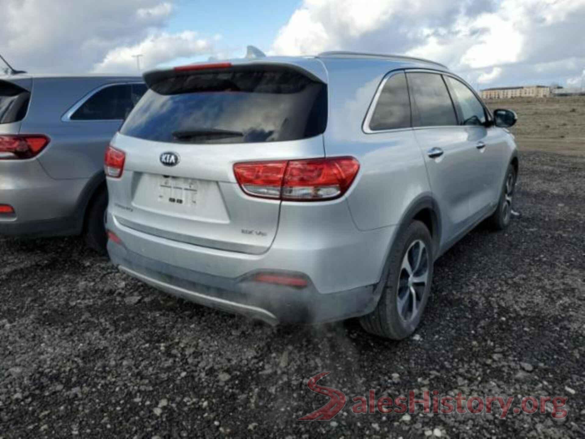 5XYPHDA57JG400853 2018 KIA SORENTO