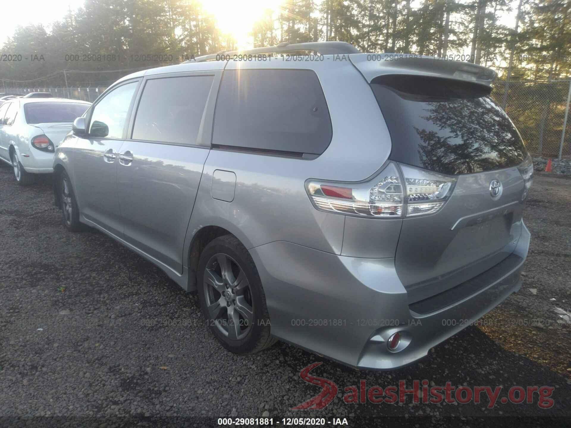 5TDXZ3DCXHS845926 2017 TOYOTA SIENNA