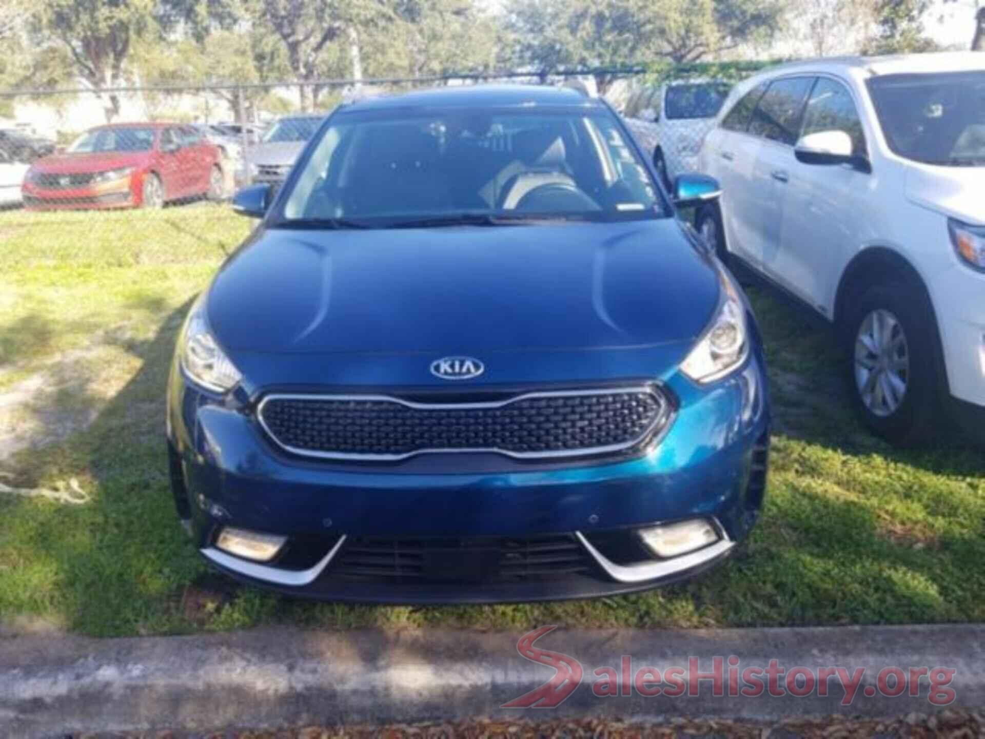 KNDCE3LC2J5114611 2018 KIA NIRO