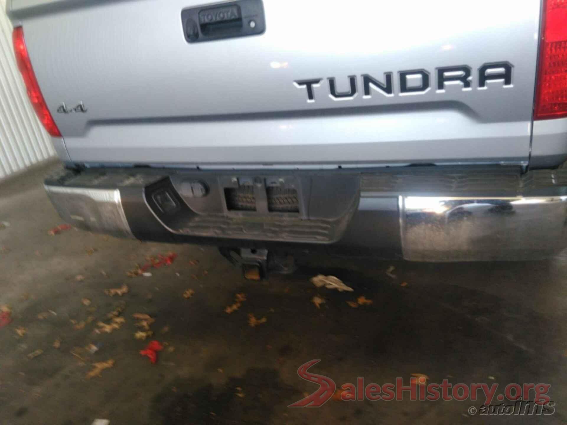 5TFDM5F13JX076565 2018 TOYOTA TUNDRA 4WD