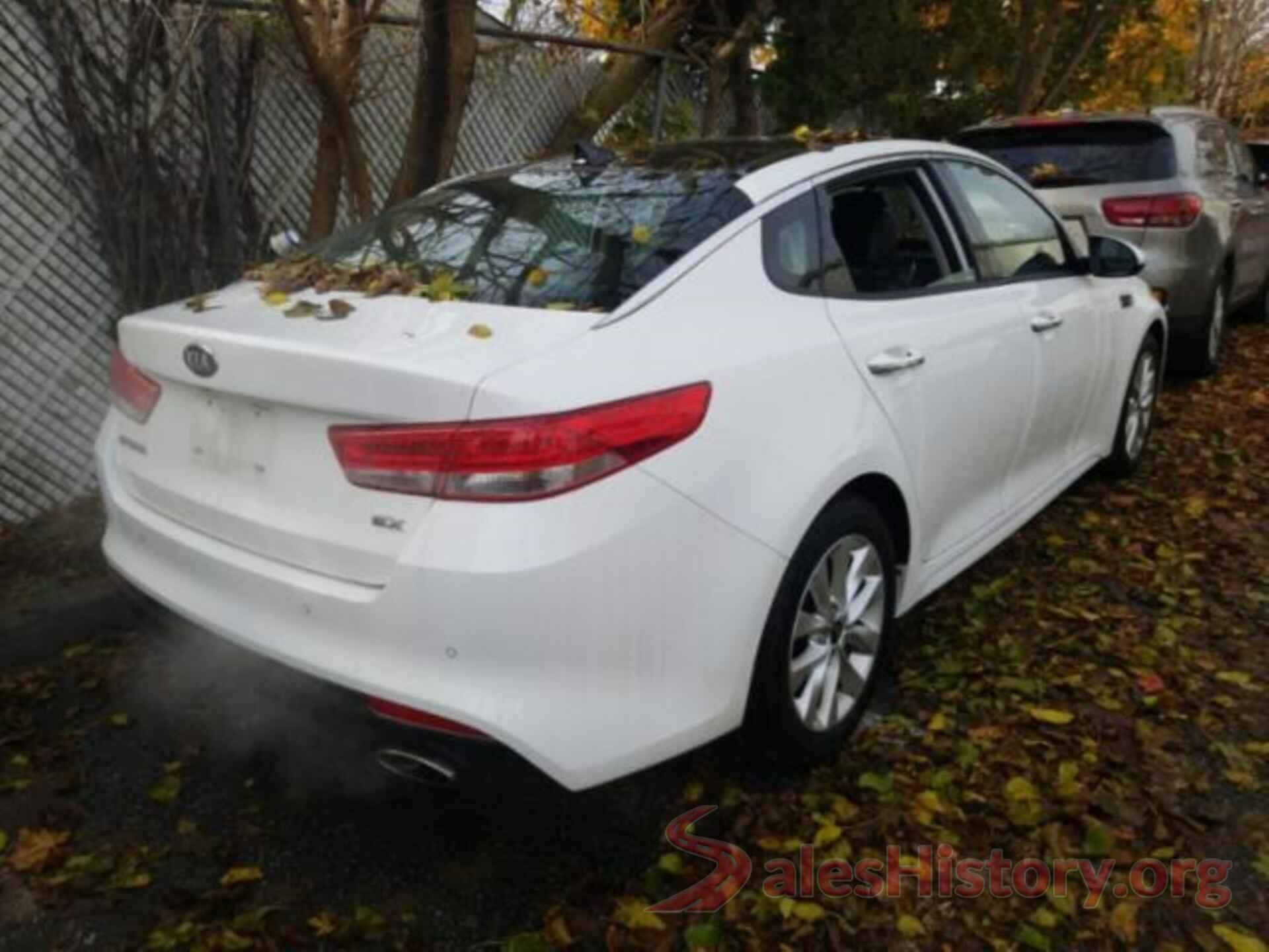 5XXGU4L38JG231664 2018 KIA OPTIMA