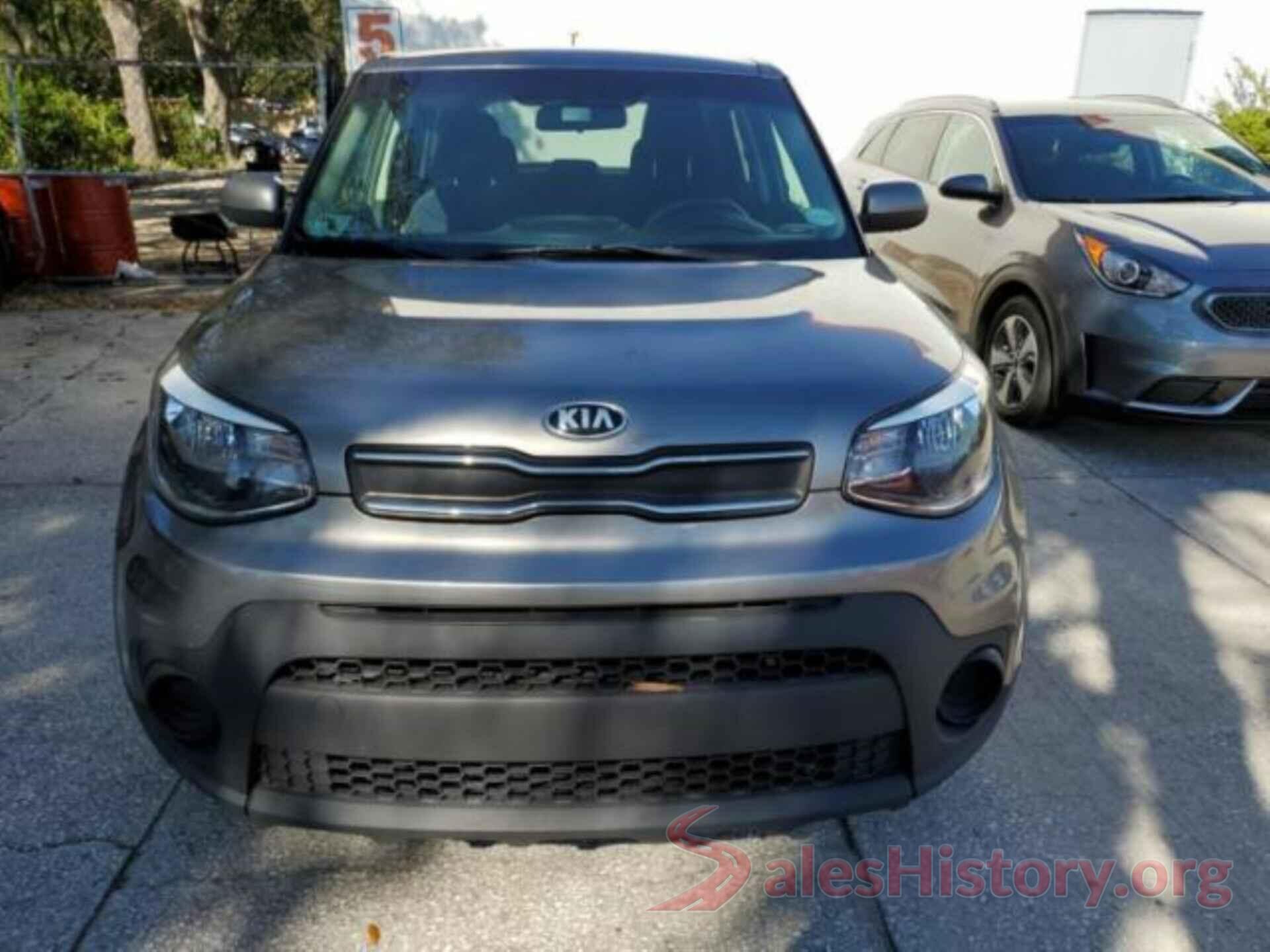 KNDJN2A29J7538738 2018 KIA SOUL