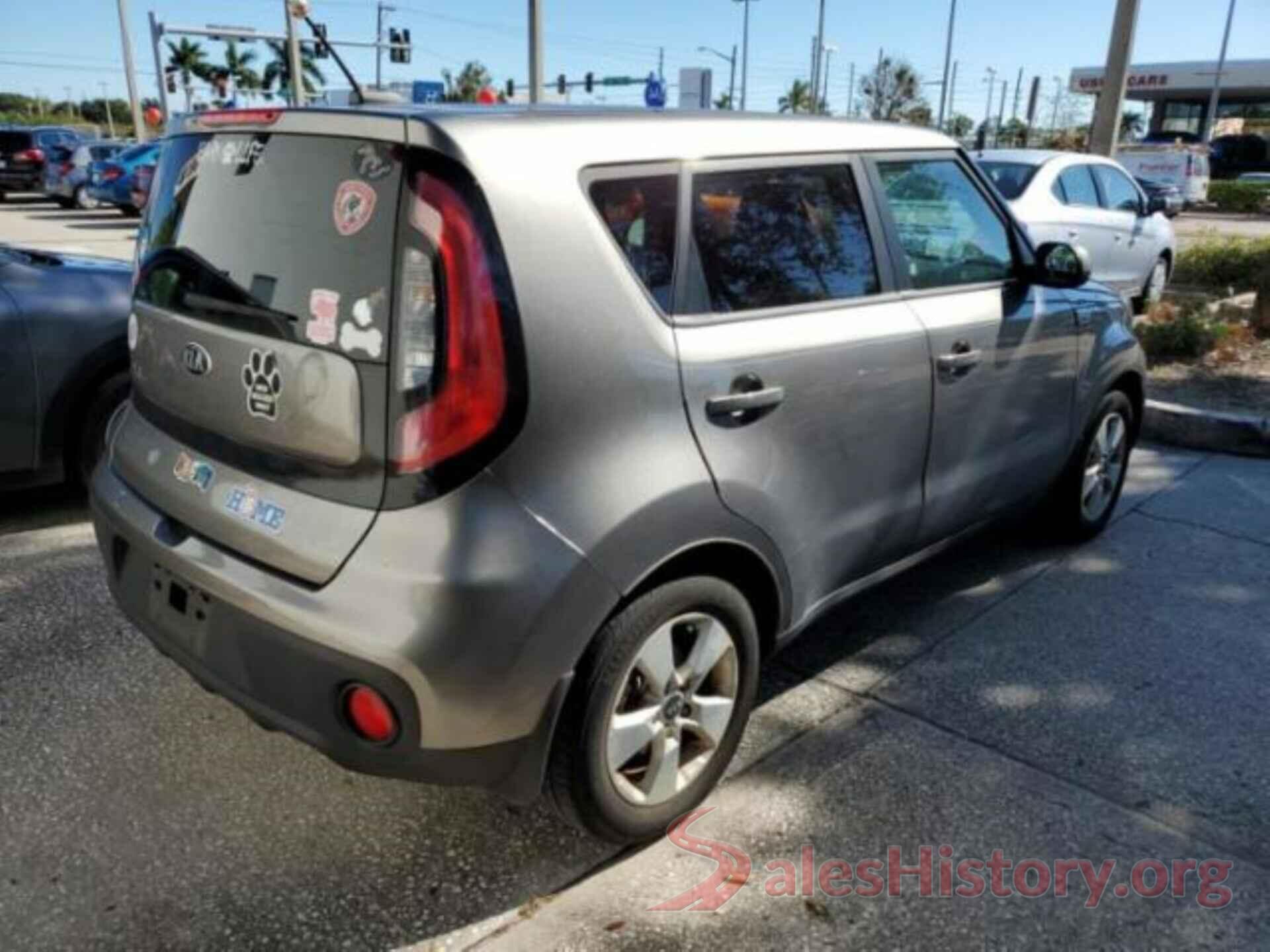 KNDJN2A29J7538738 2018 KIA SOUL