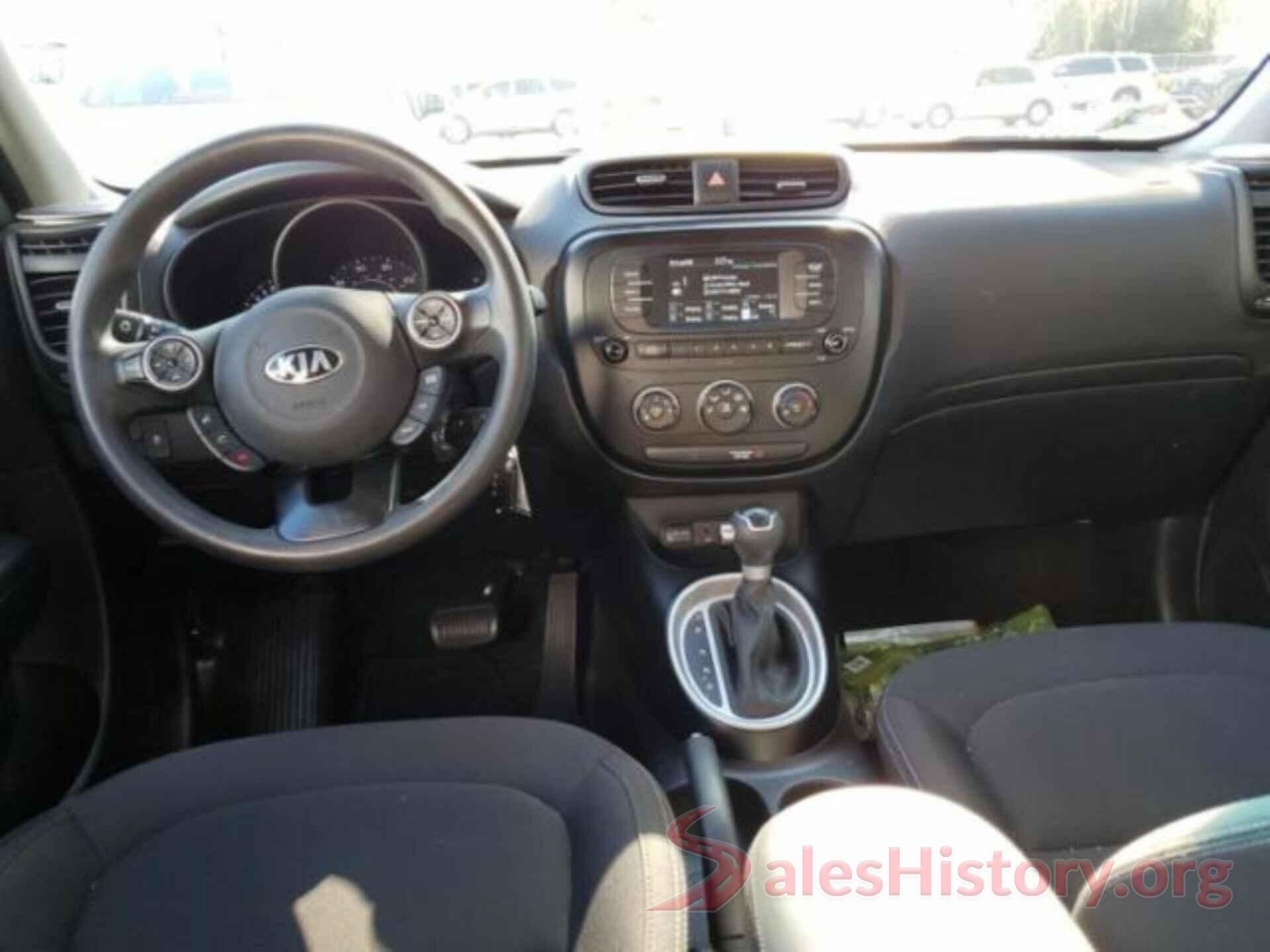 KNDJN2A29J7538738 2018 KIA SOUL