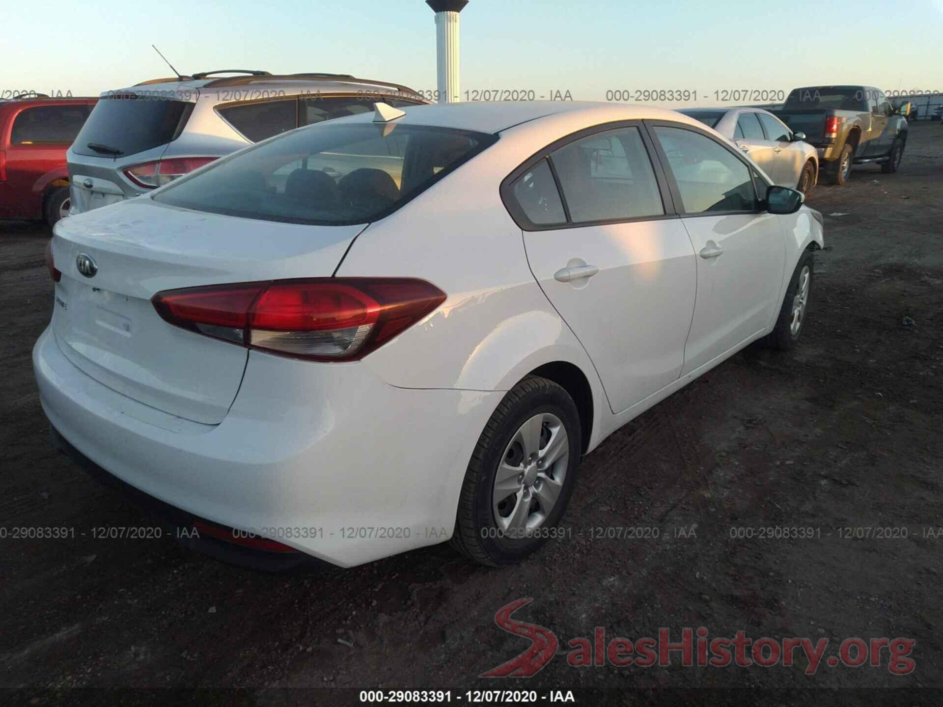 3KPFK4A70HE054988 2017 KIA FORTE