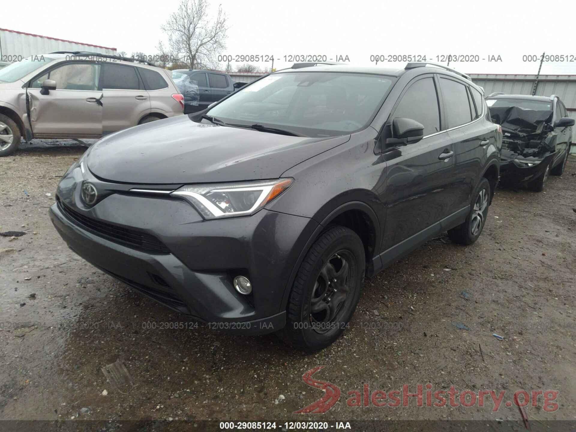 JTMZFREVXJJ167279 2018 TOYOTA RAV4