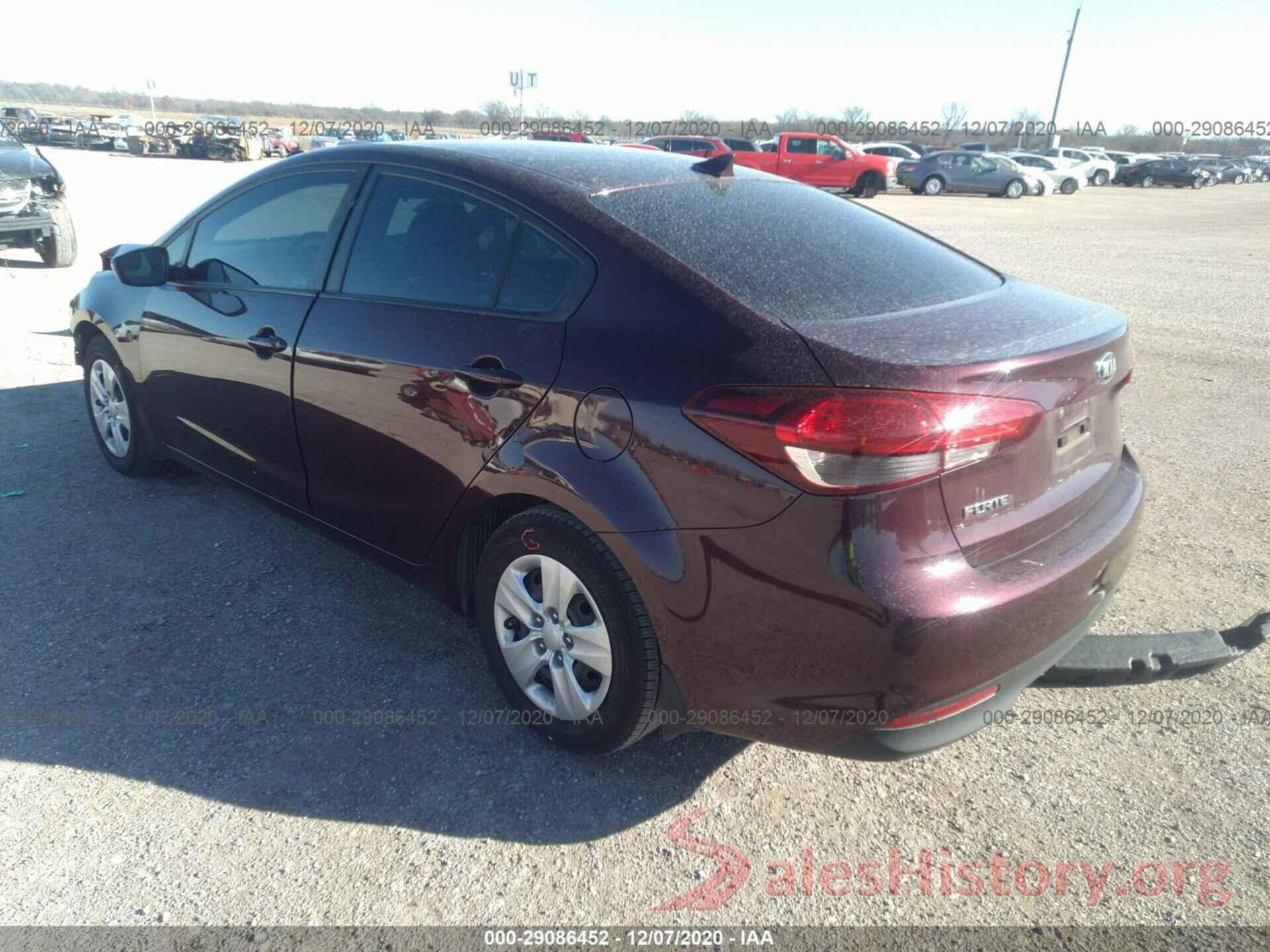 3KPFL4A79HE012073 2017 KIA FORTE