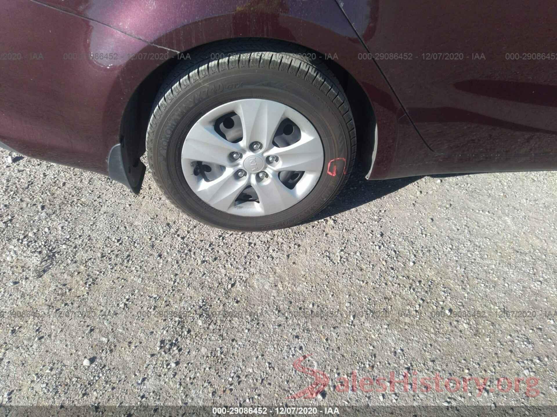 3KPFL4A79HE012073 2017 KIA FORTE