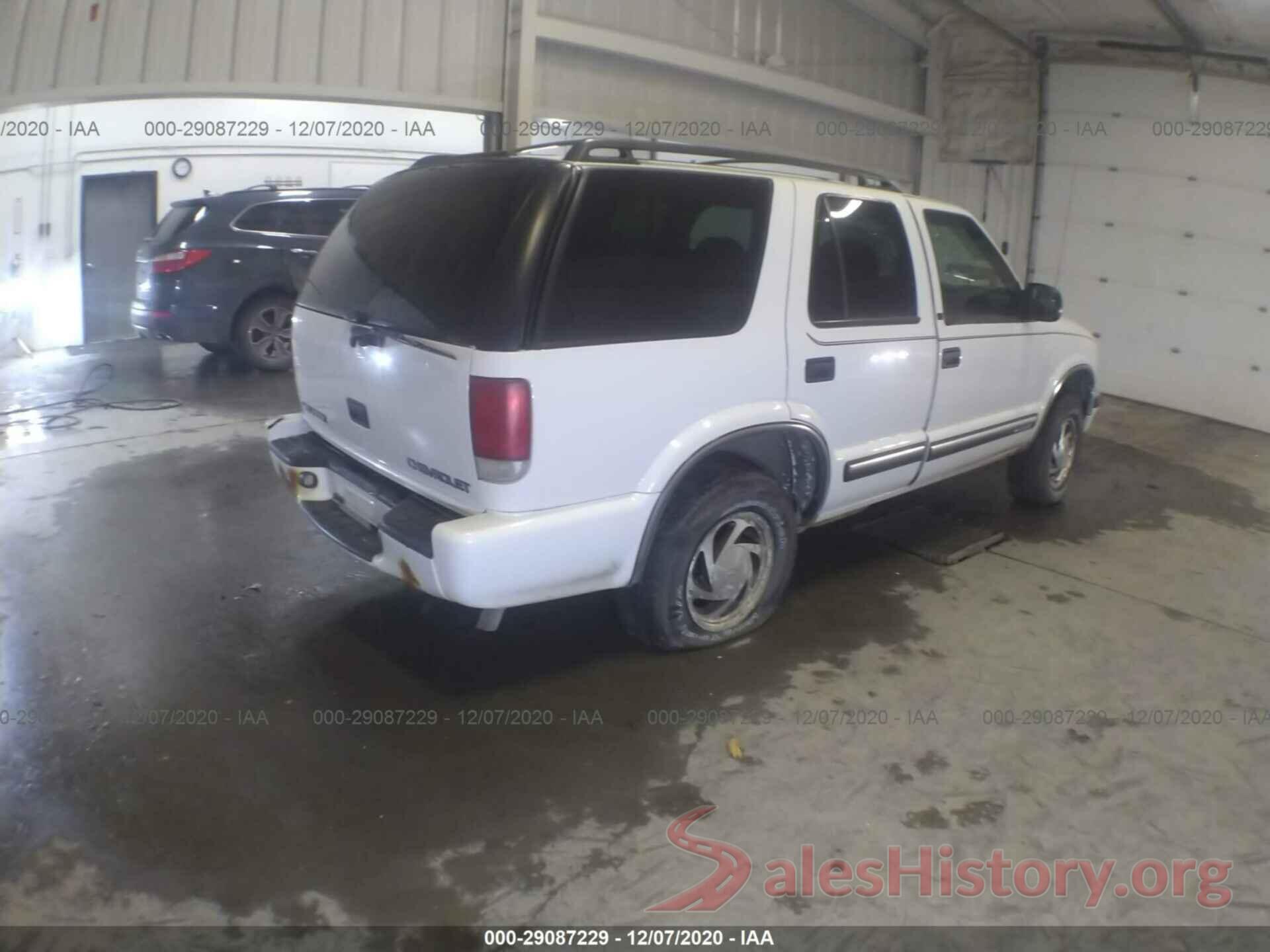 1GNDT13W012193195 2001 CHEVROLET BLAZER