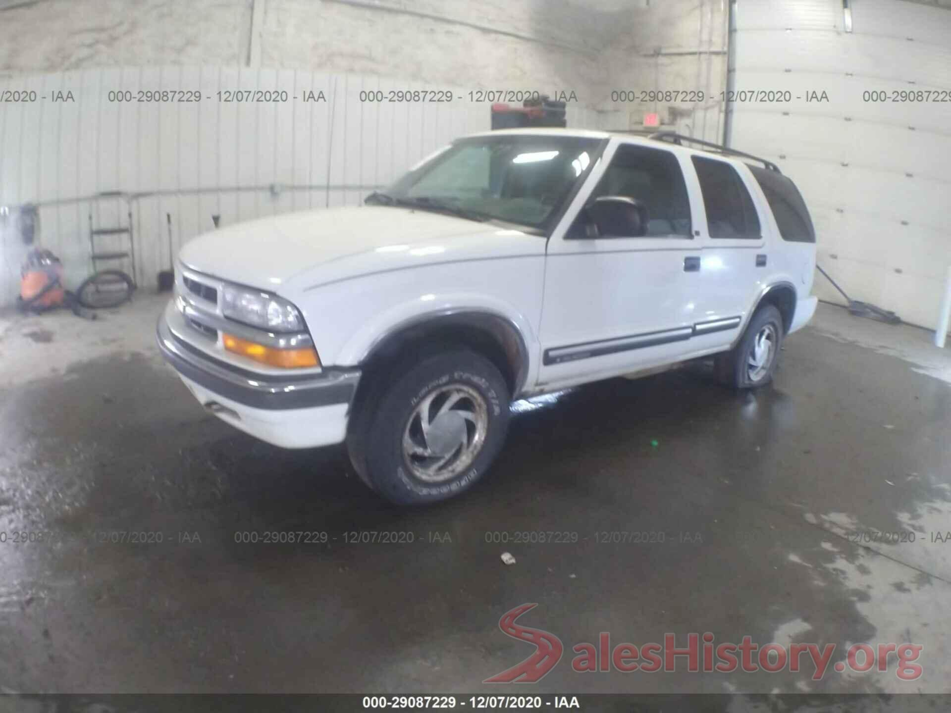 1GNDT13W012193195 2001 CHEVROLET BLAZER