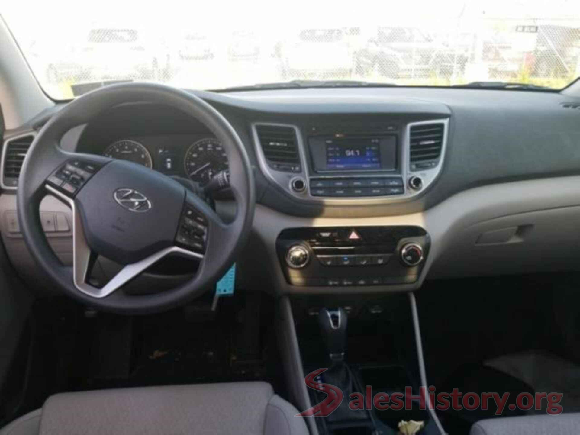 KM8J2CA41JU670745 2018 HYUNDAI TUCSON