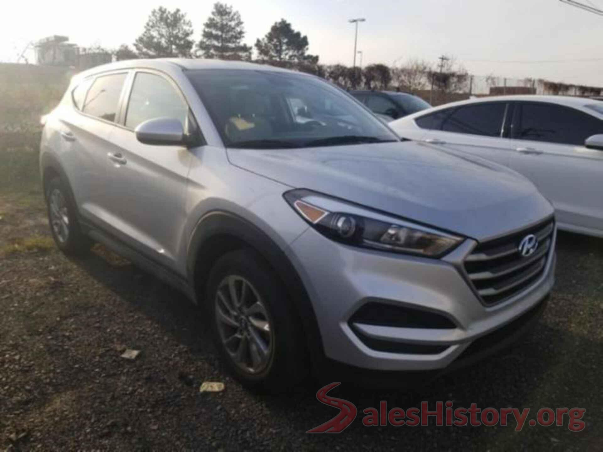 KM8J2CA41JU670745 2018 HYUNDAI TUCSON