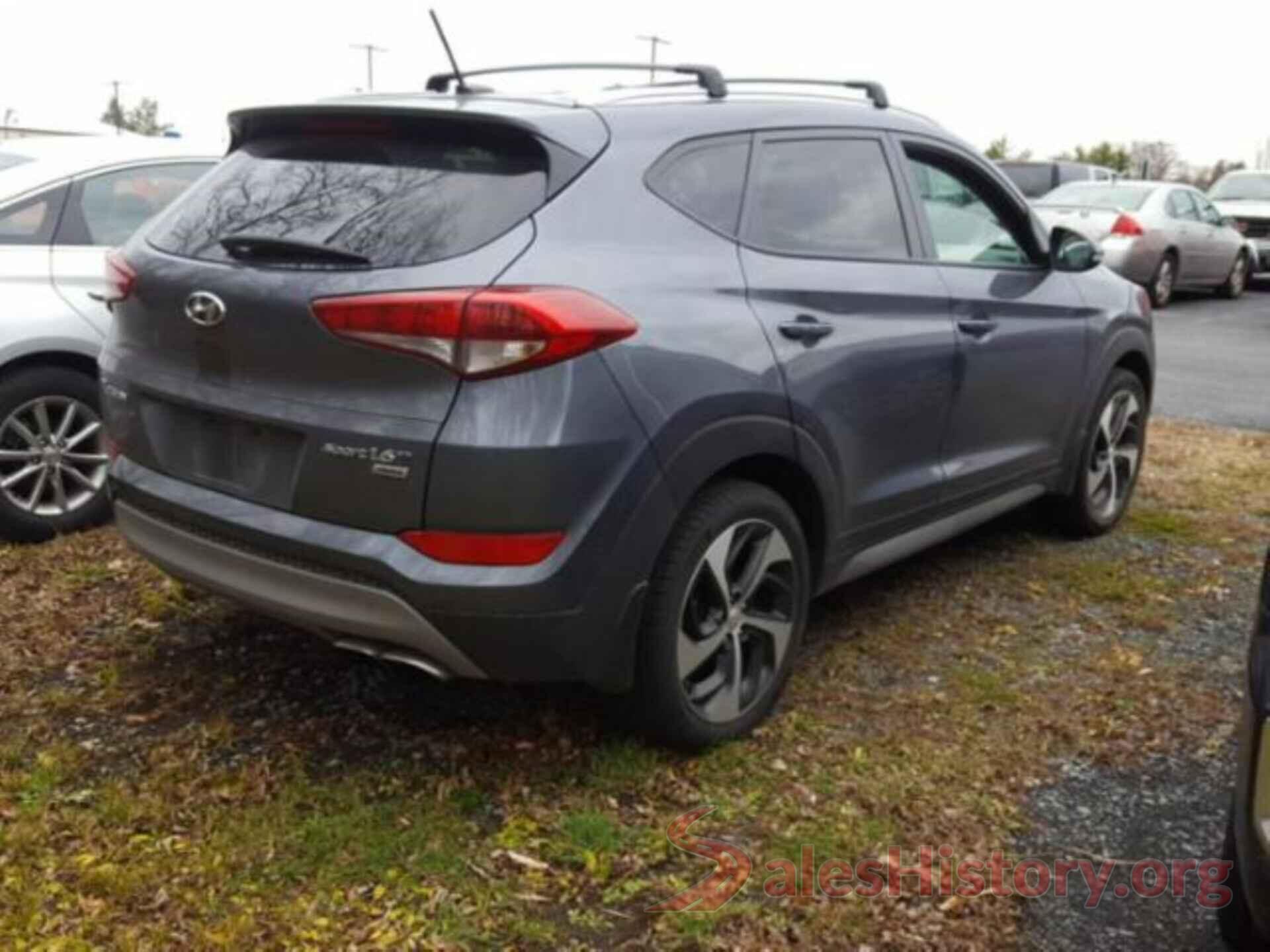 KM8J3CA24HU355492 2017 HYUNDAI TUCSON