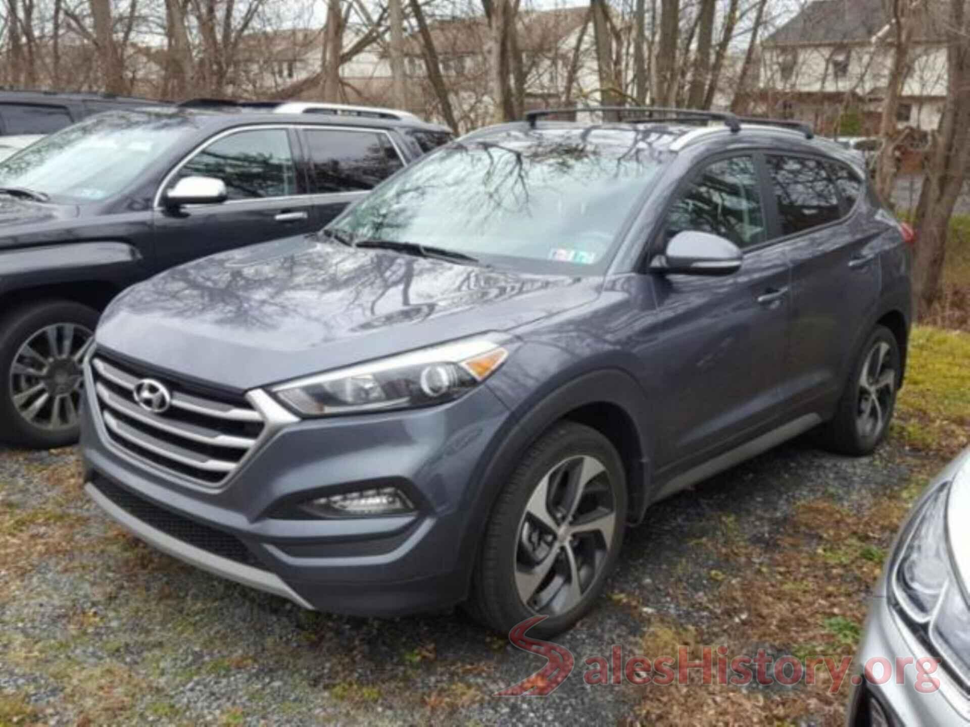 KM8J3CA24HU355492 2017 HYUNDAI TUCSON