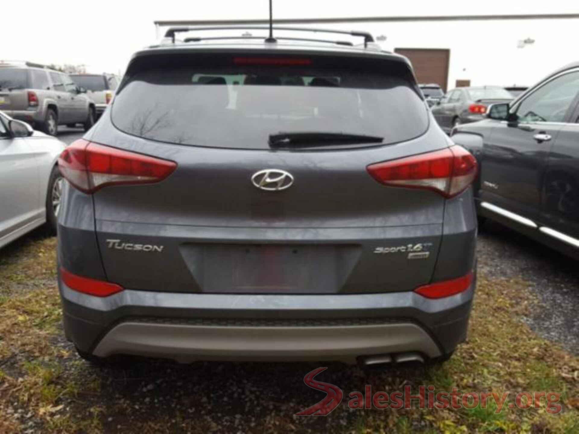 KM8J3CA24HU355492 2017 HYUNDAI TUCSON