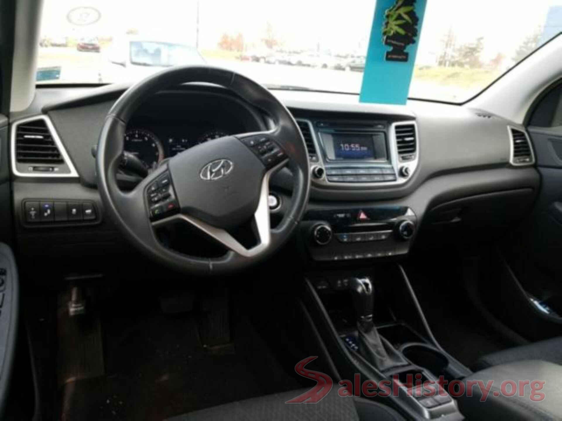 KM8J3CA22HU388331 2017 HYUNDAI TUCSON