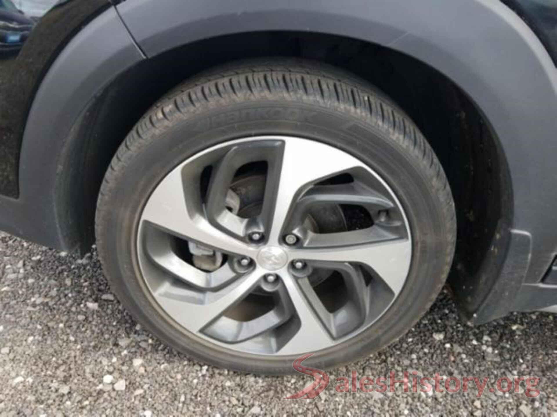 KM8J3CA22HU388331 2017 HYUNDAI TUCSON