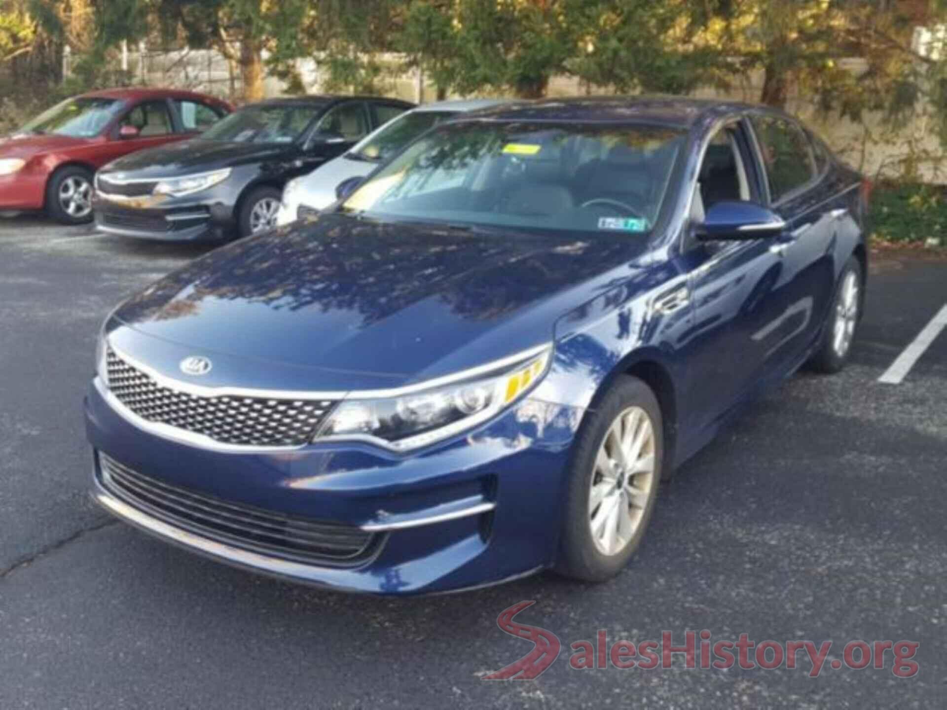 5XXGU4L35JG208021 2018 KIA OPTIMA