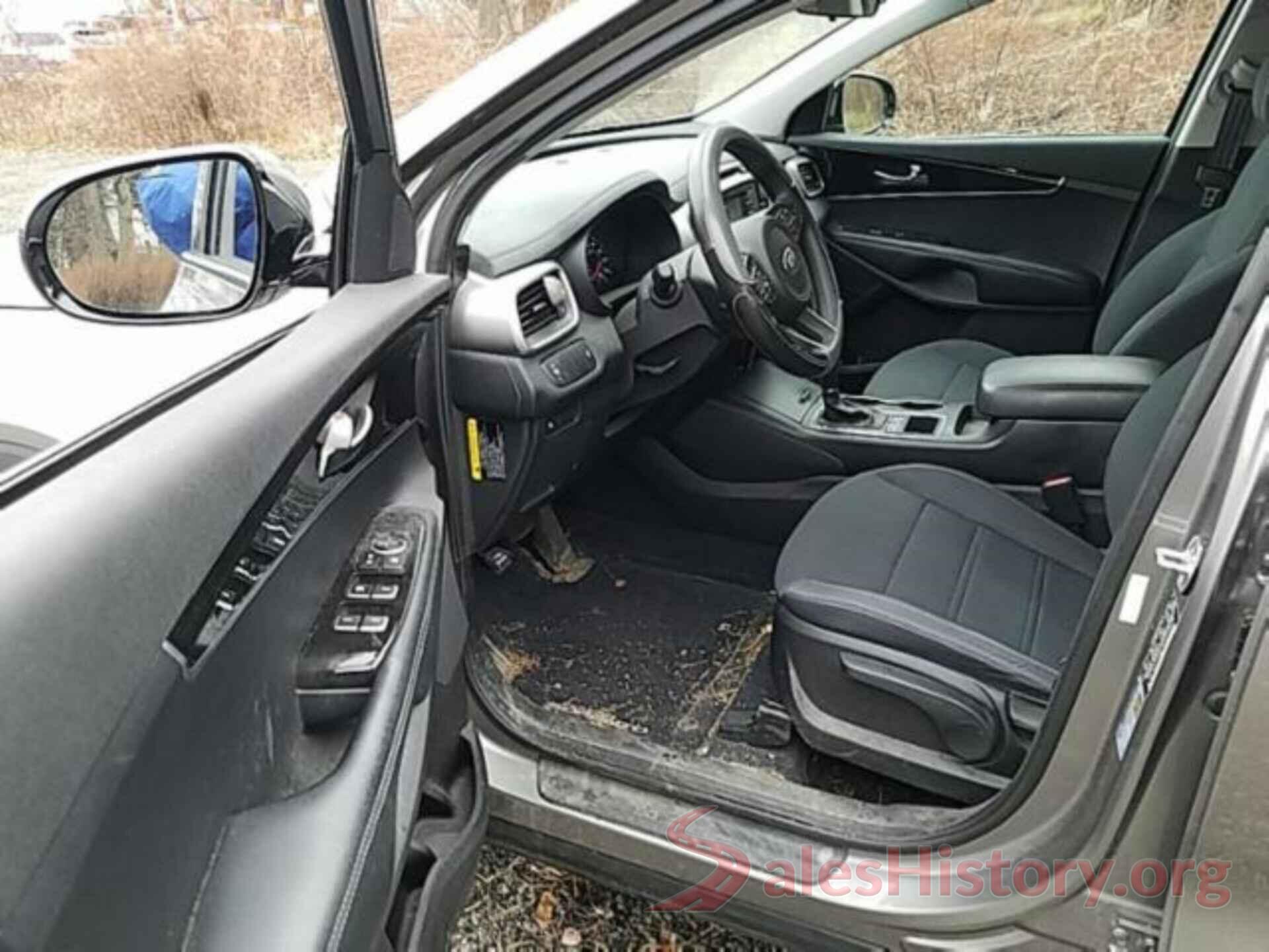 5XYPGDA52JG368218 2018 KIA SORENTO