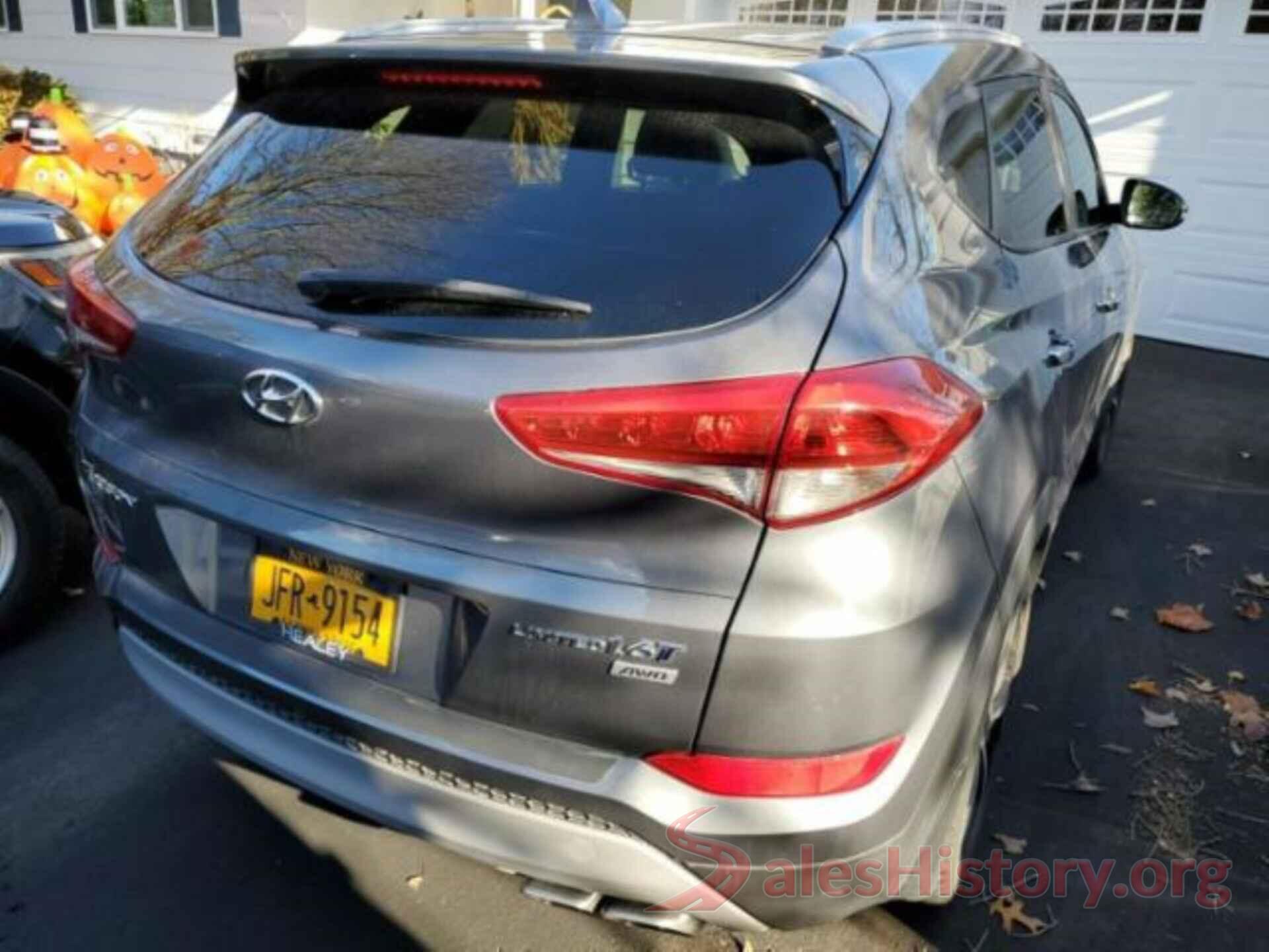 KM8J3CA2XHU308869 2017 HYUNDAI TUCSON