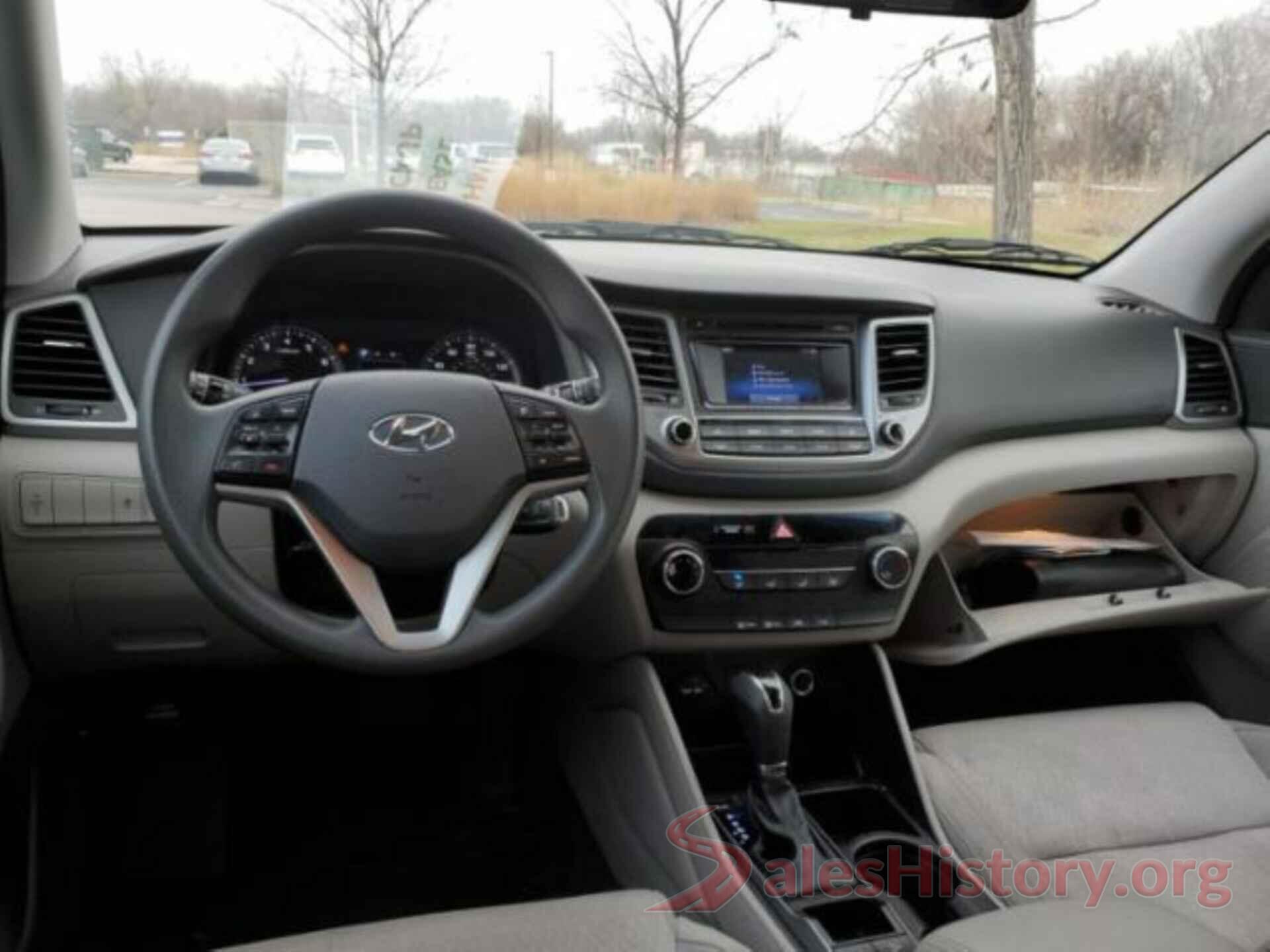 KM8J3CA44HU423923 2017 HYUNDAI TUCSON