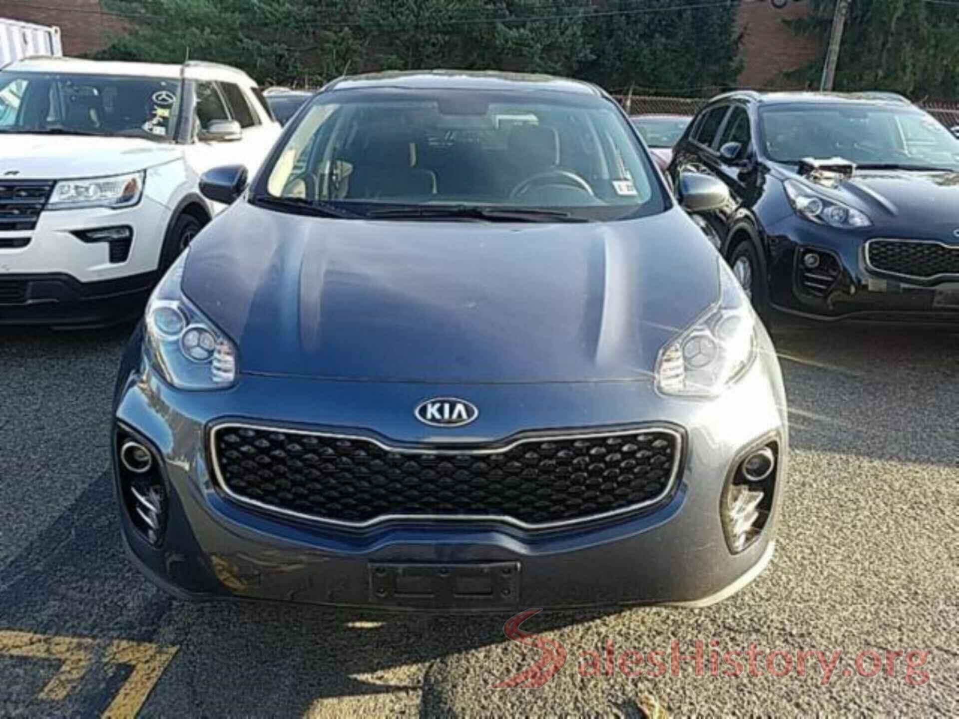 KNDPMCAC4J7415974 2018 KIA SPORTAGE