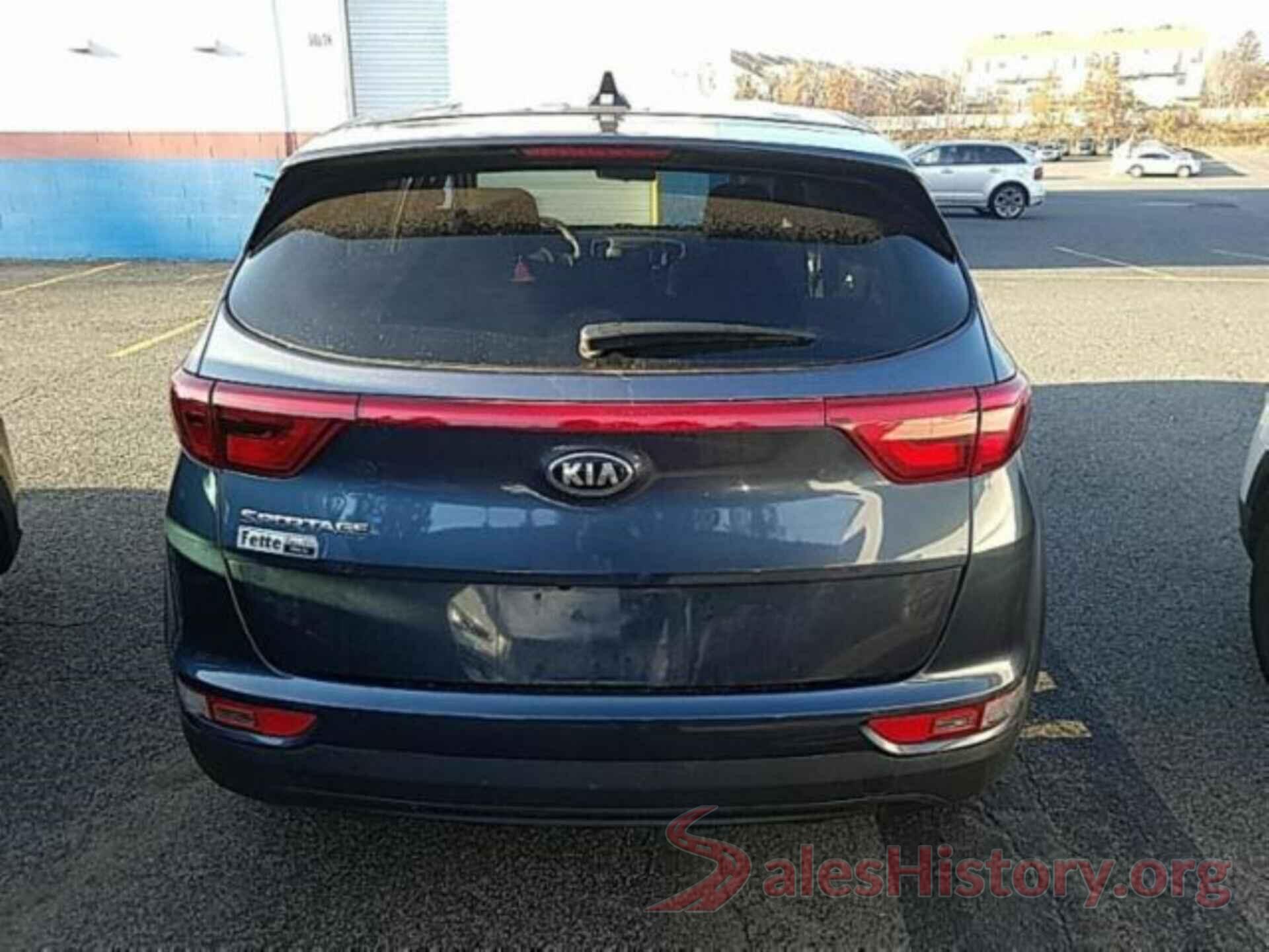 KNDPMCAC4J7415974 2018 KIA SPORTAGE