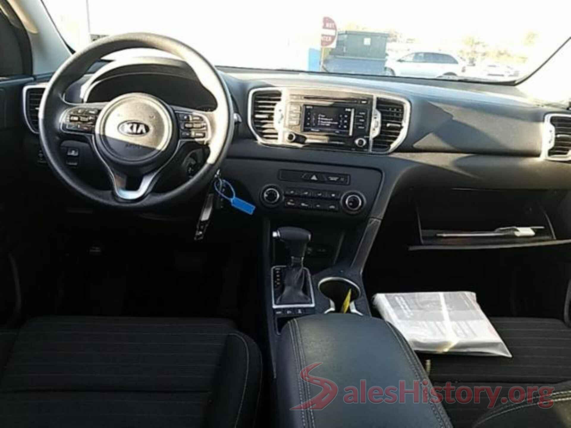 KNDPMCAC4J7415974 2018 KIA SPORTAGE