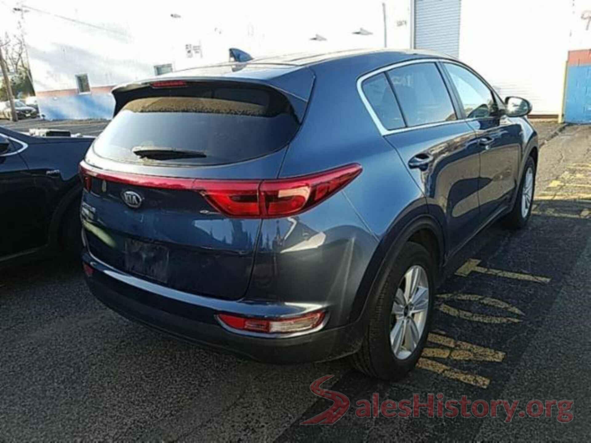 KNDPMCAC4J7415974 2018 KIA SPORTAGE