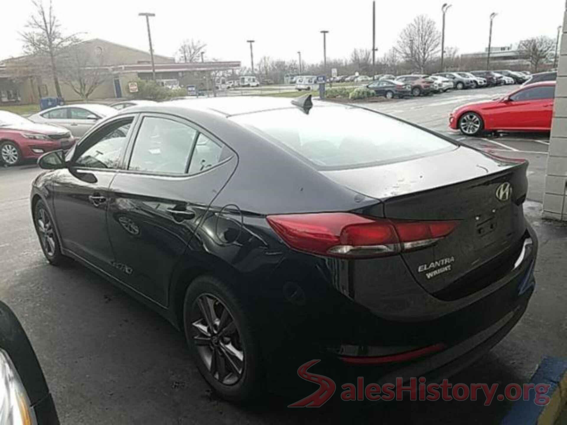 5NPD84LF2JH284902 2018 HYUNDAI ELANTRA