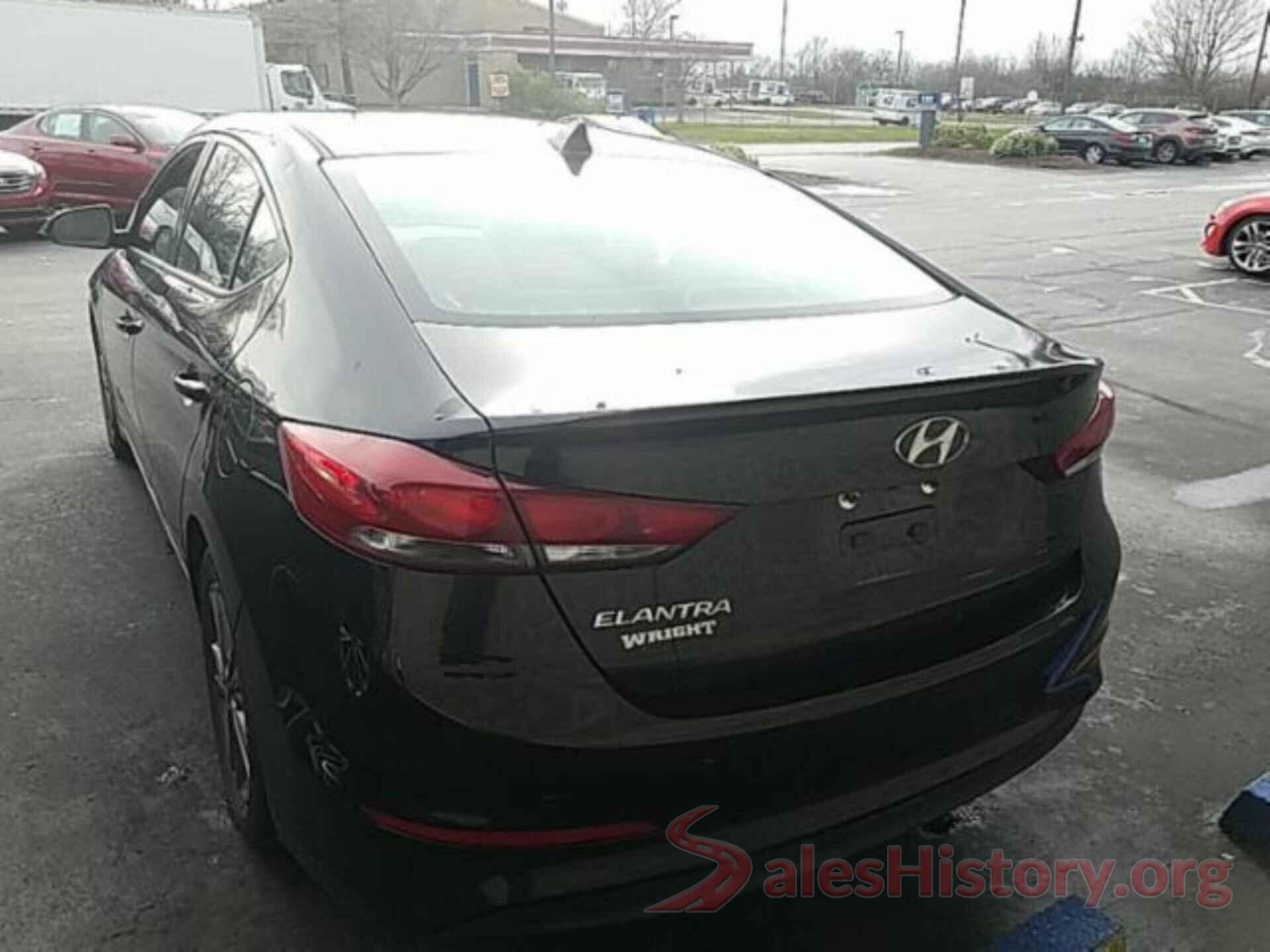 5NPD84LF2JH284902 2018 HYUNDAI ELANTRA