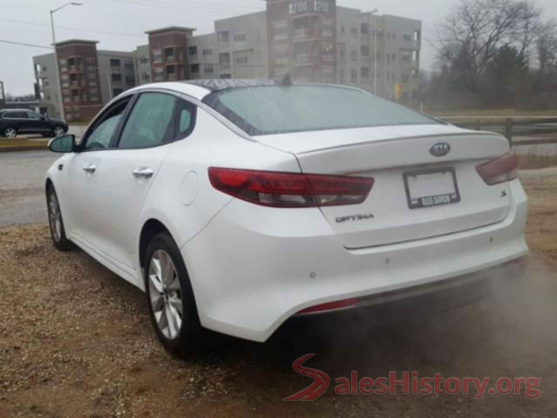 5XXGT4L34JG237724 2018 KIA OPTIMA