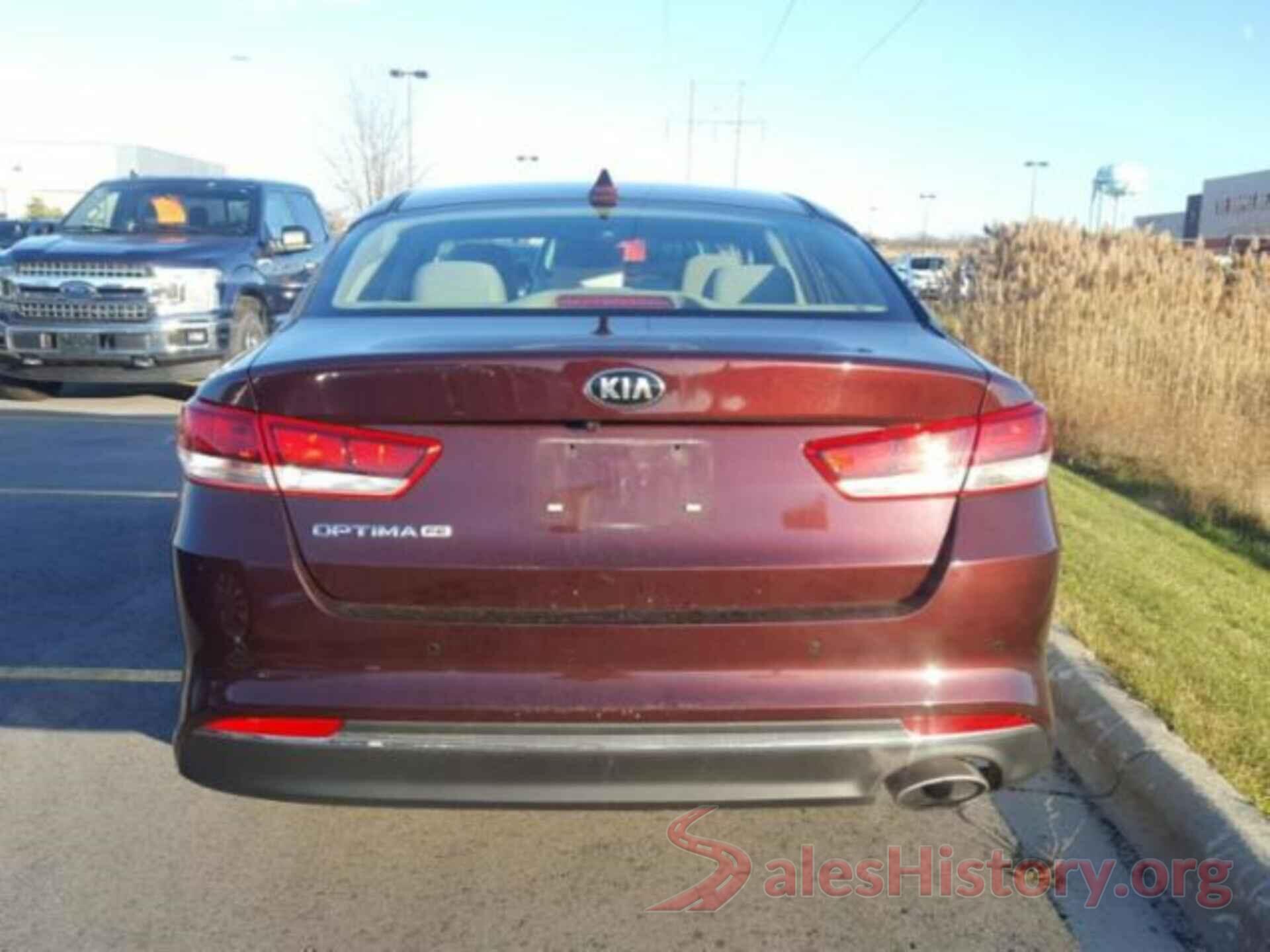 5XXGT4L3XJG235573 2018 KIA OPTIMA