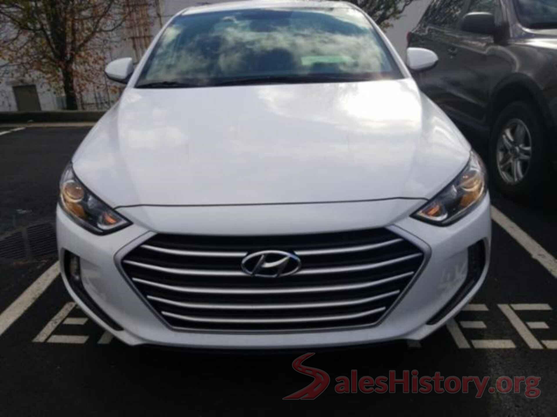 5NPD84LF5JH257497 2018 HYUNDAI ELANTRA