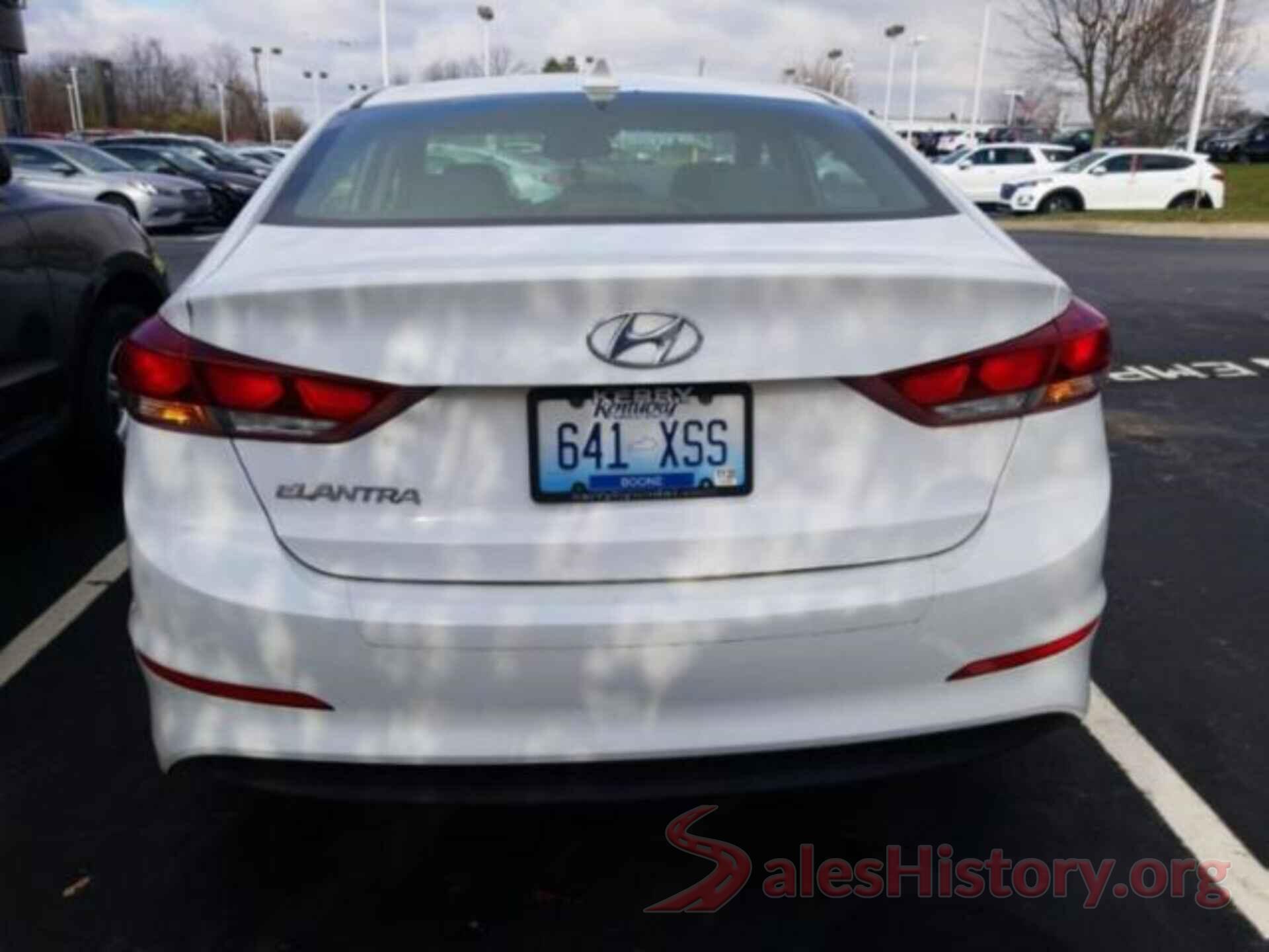 5NPD84LF5JH257497 2018 HYUNDAI ELANTRA