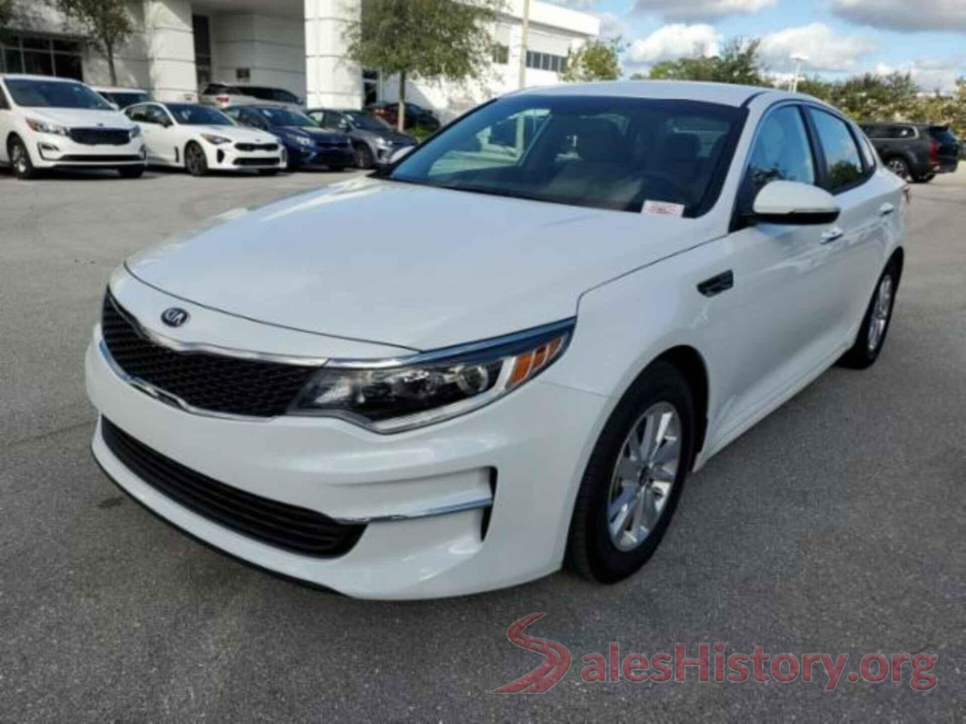 5XXGT4L30JG236828 2018 KIA OPTIMA