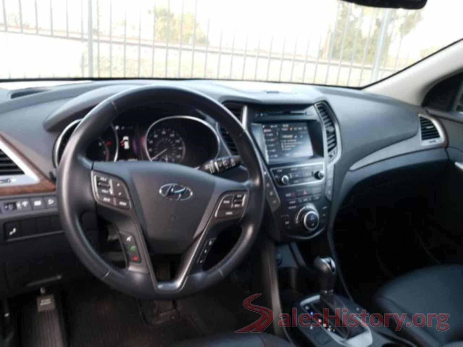 KM8SN4HF9JU263703 2018 HYUNDAI SANTA FE