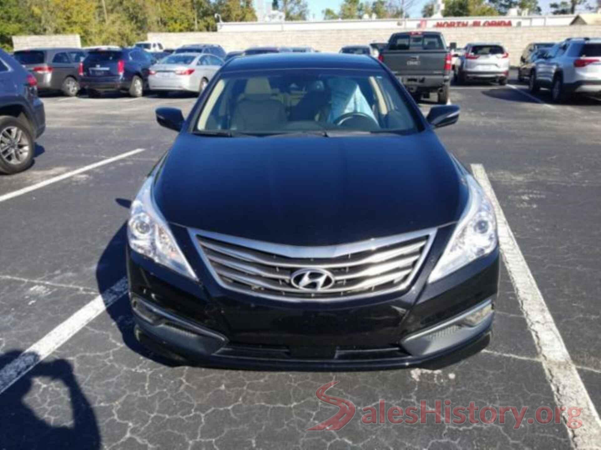 KMHFH4JG1HA590037 2017 HYUNDAI AZERA