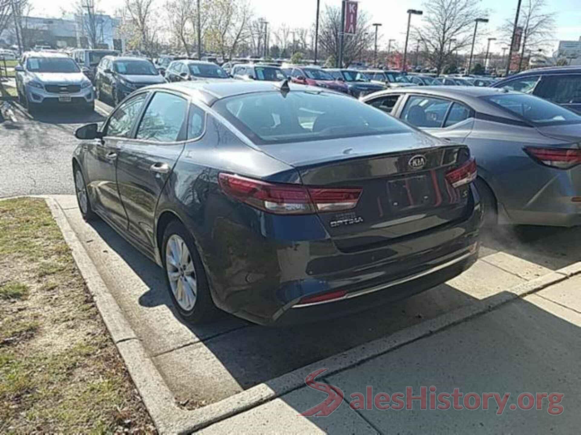 5XXGT4L37JG219881 2018 KIA OPTIMA