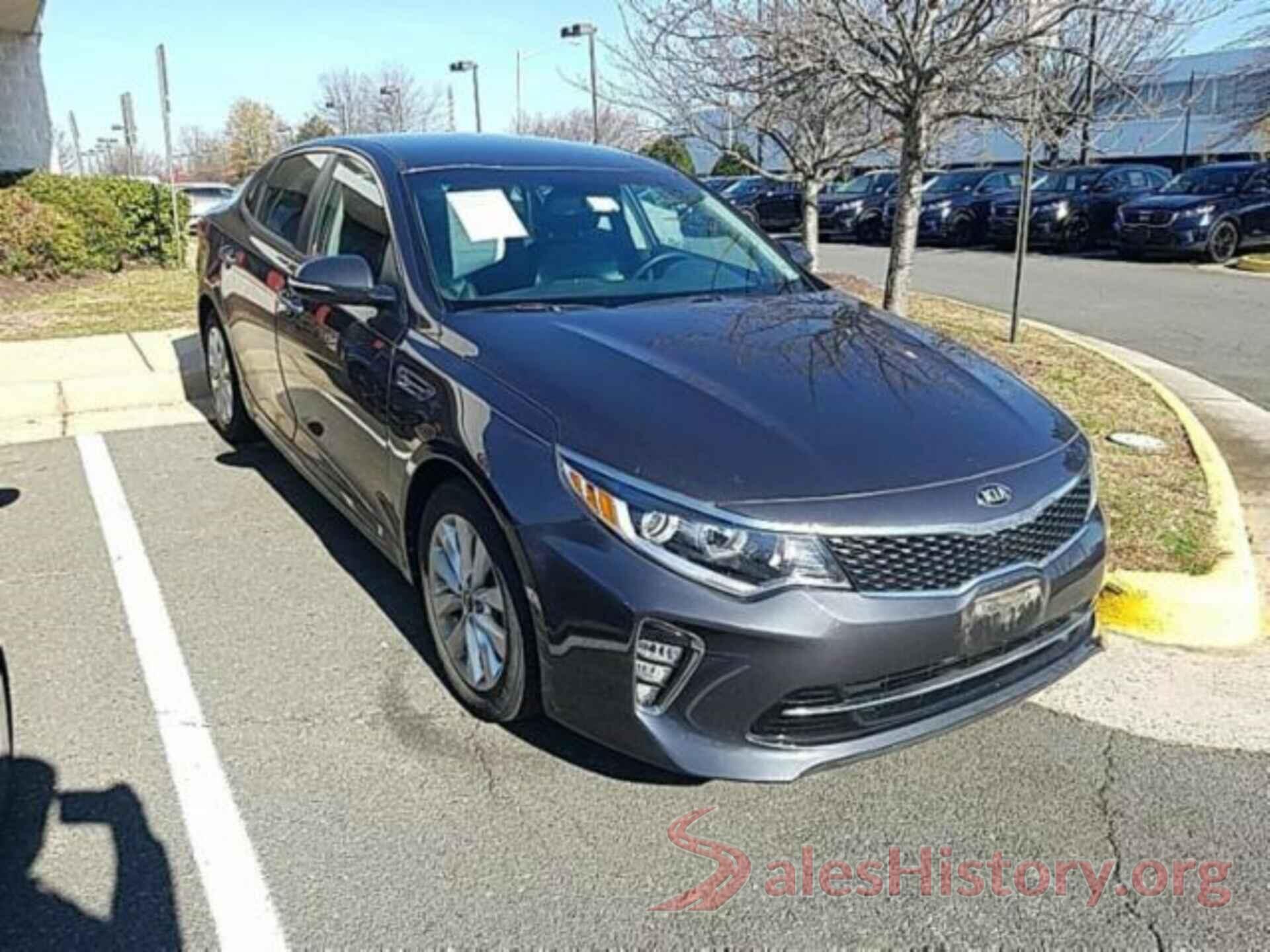 5XXGT4L37JG219881 2018 KIA OPTIMA